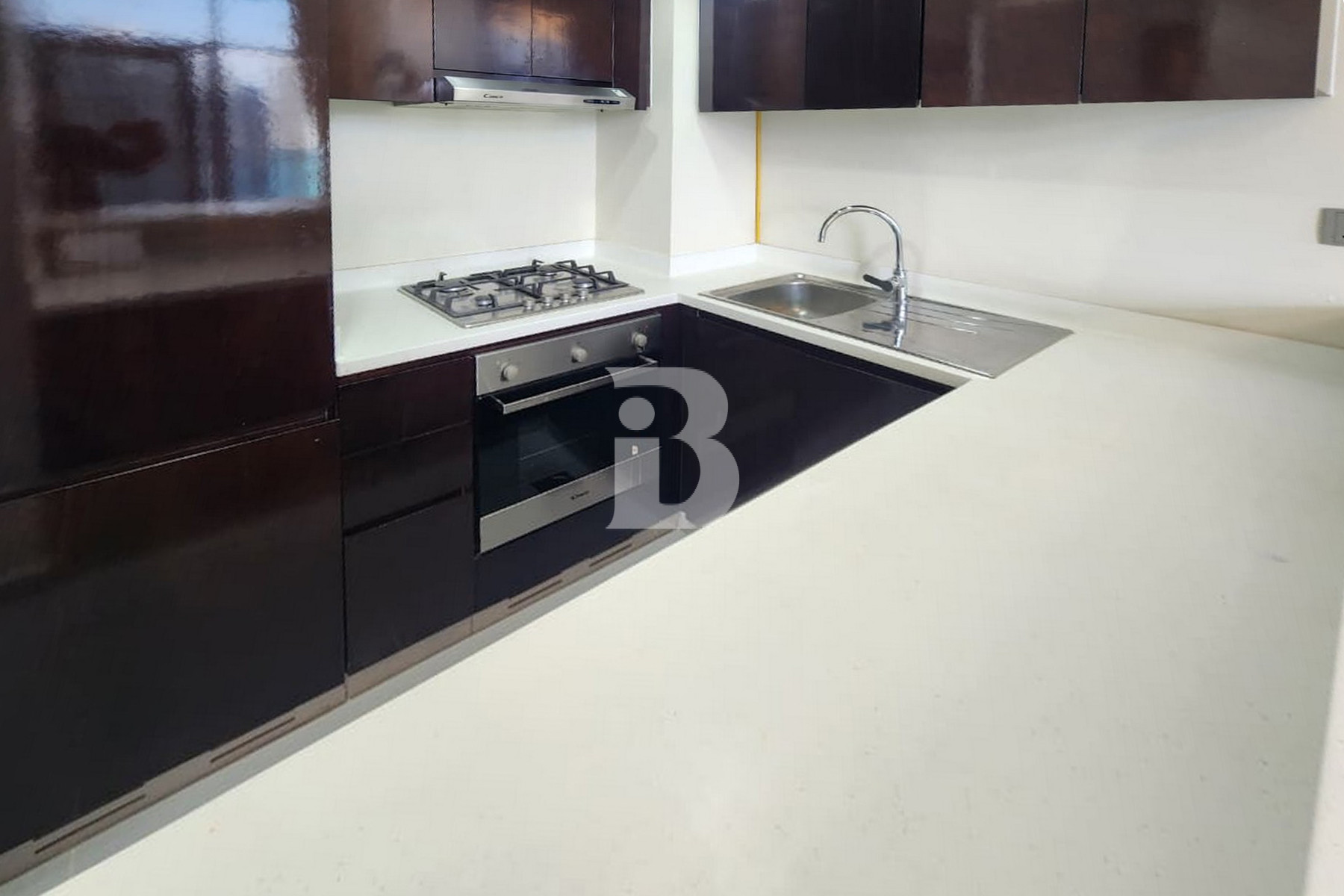 STYLISH 1BR | FULLY FITTED | CENTRAL LOCATION