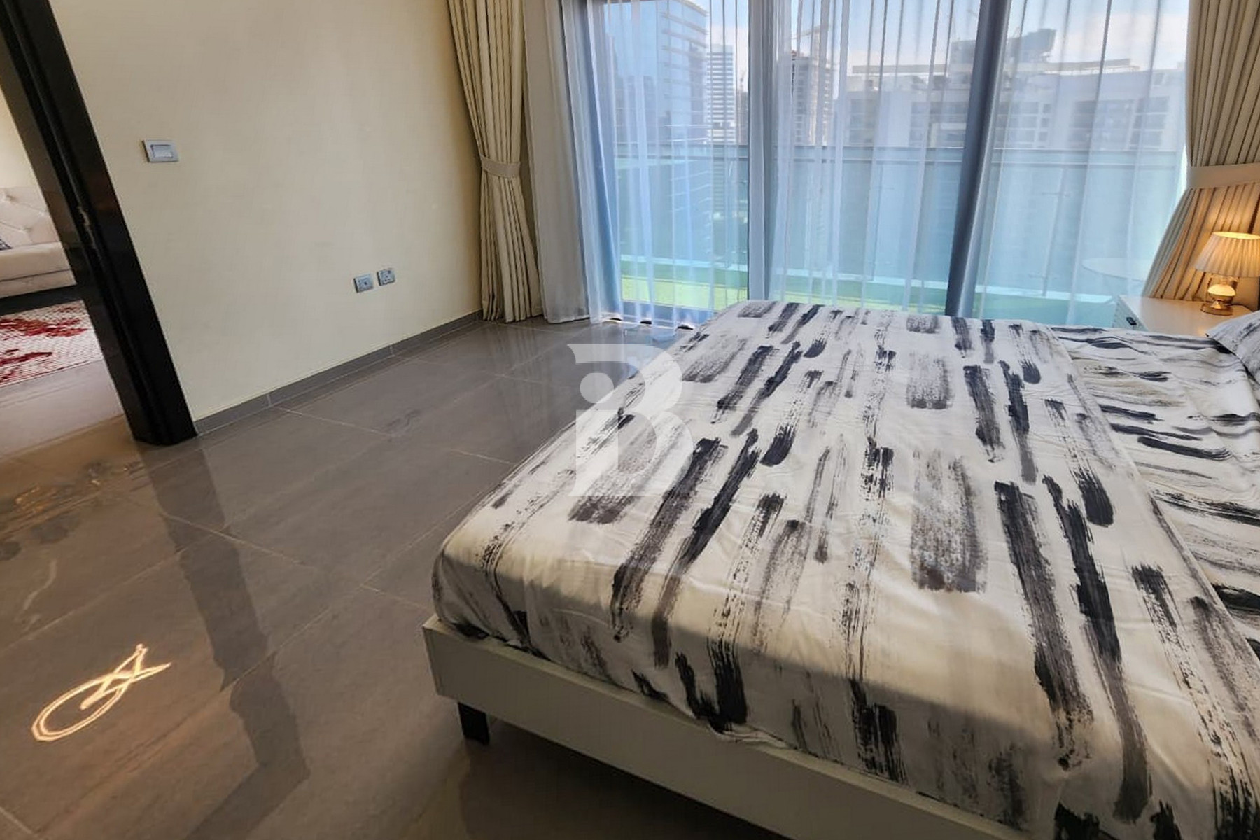STUNNING | HIGH FLOOR | BEST PRICE | VIEW TODAY