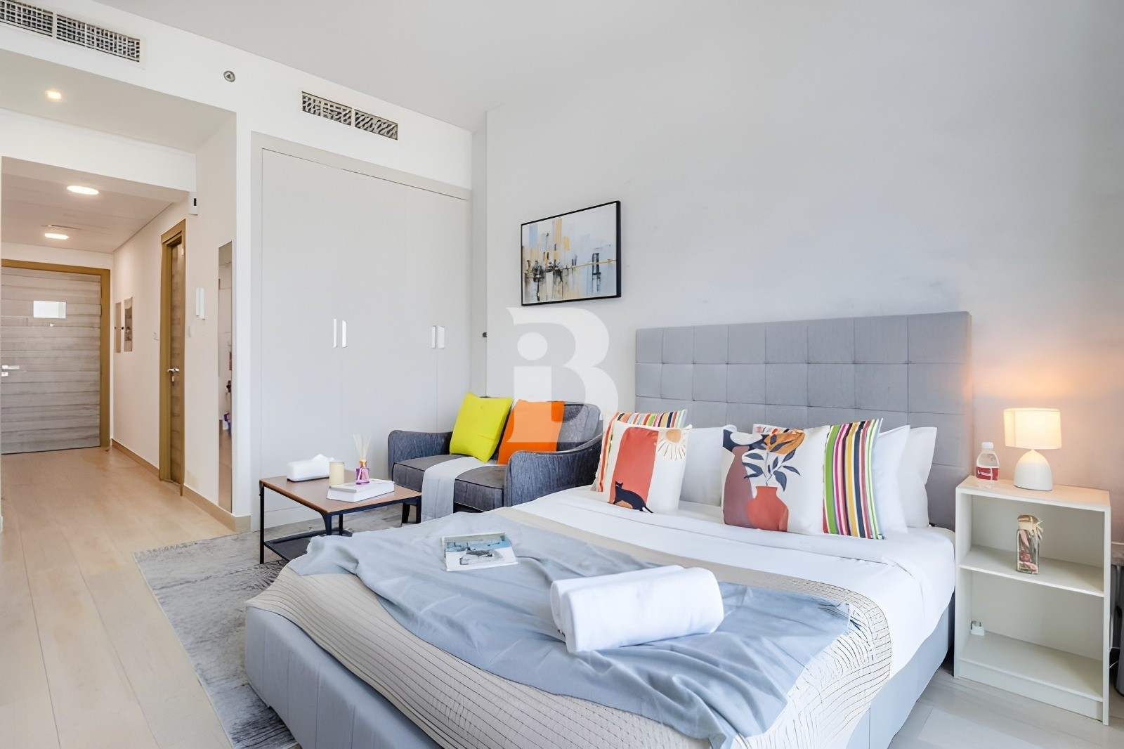 Luxury Furnished | Vacant | Easy Cheqs
