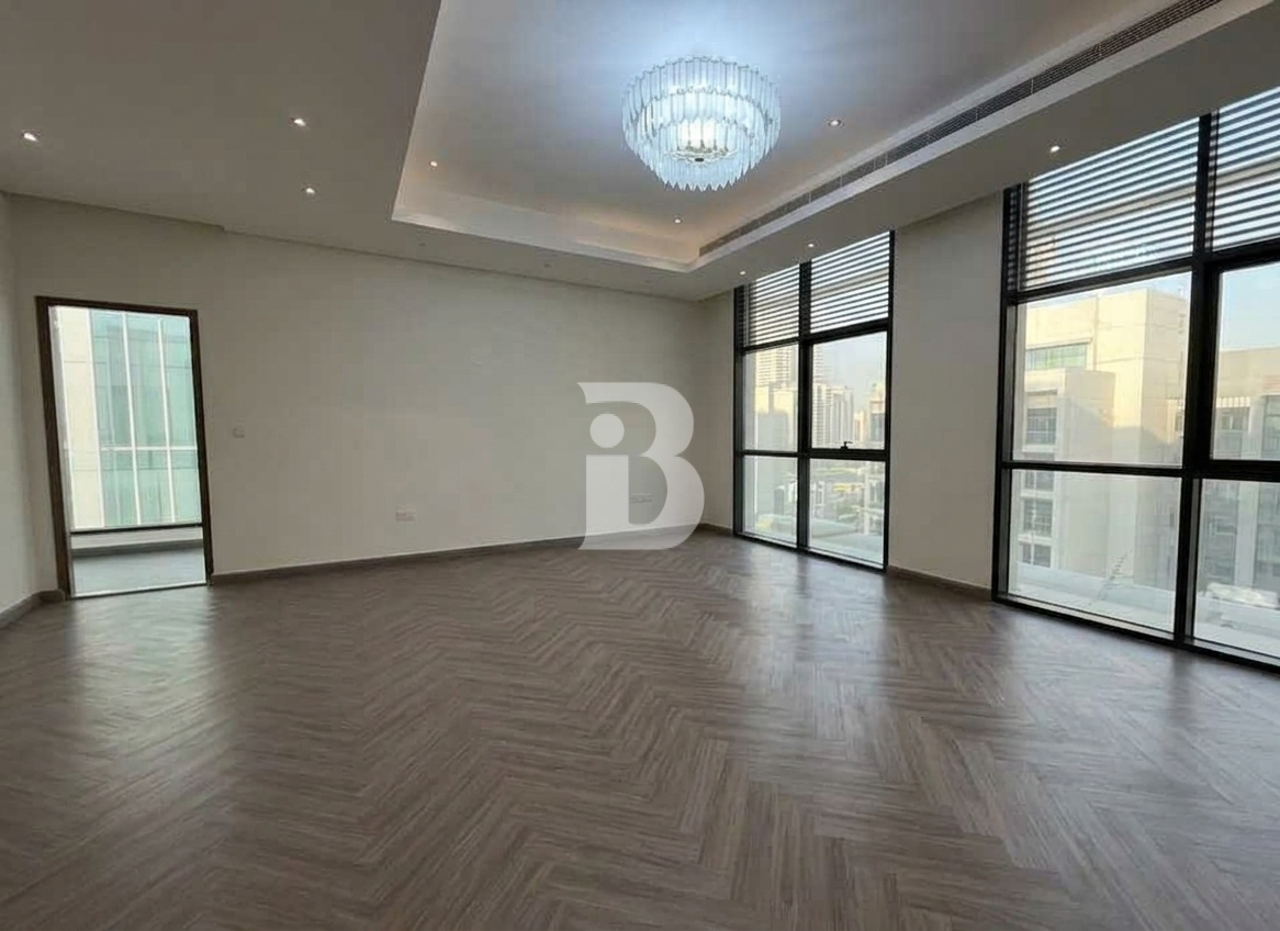 Priced To Sell|Best Location with in the Community