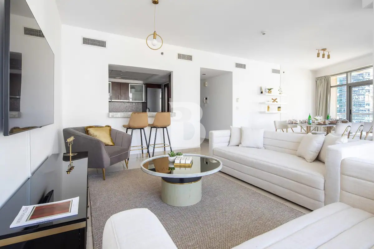 Park Island Living | Furnished | Vacant