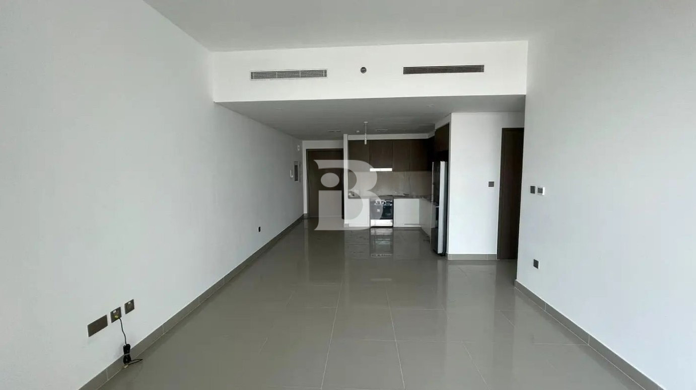 High Floor | View of Creek Tower | Vacant
