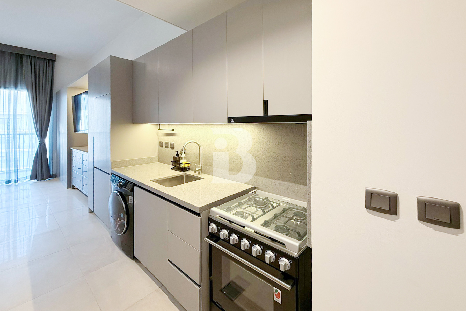 Rented Unit  | Townhouse view | High  floor