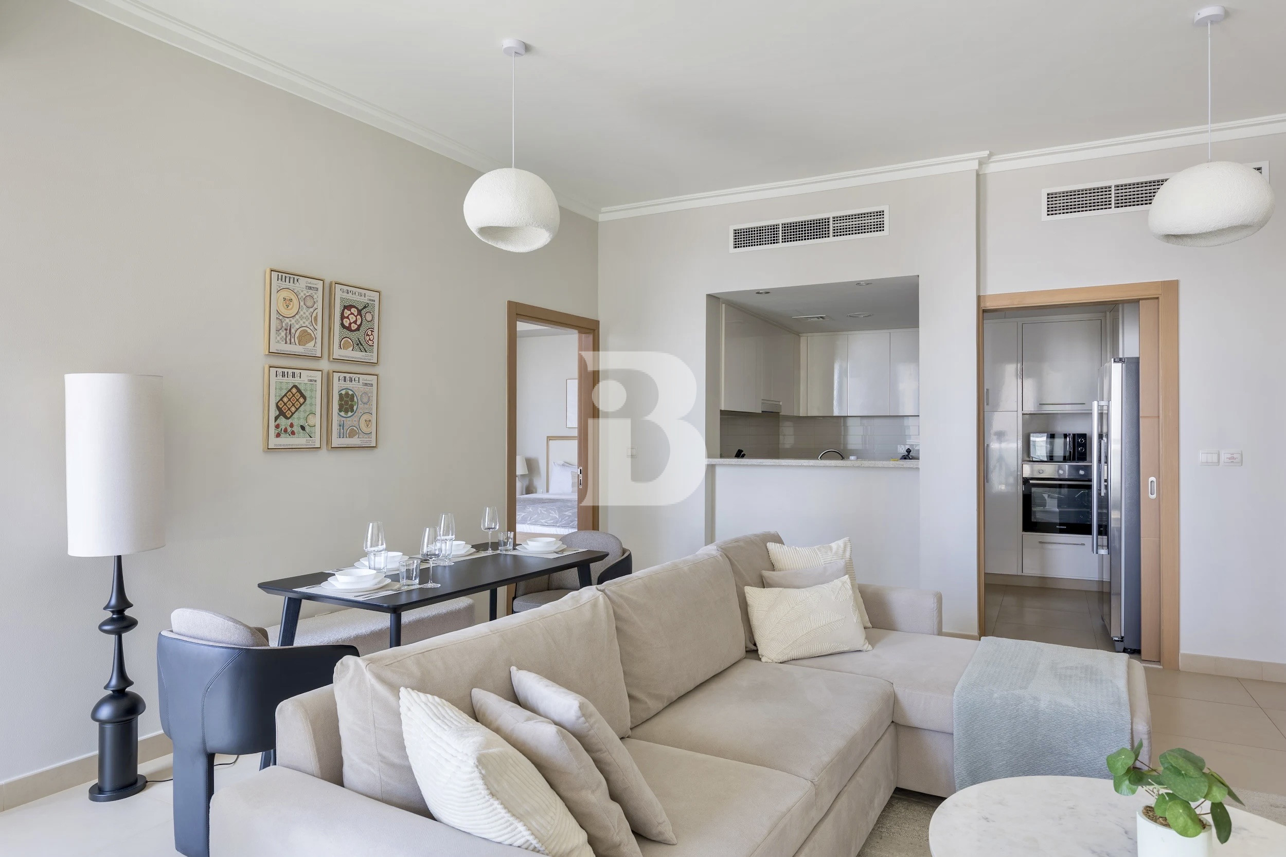 Exclusive | Minimalist Design |   Vacant