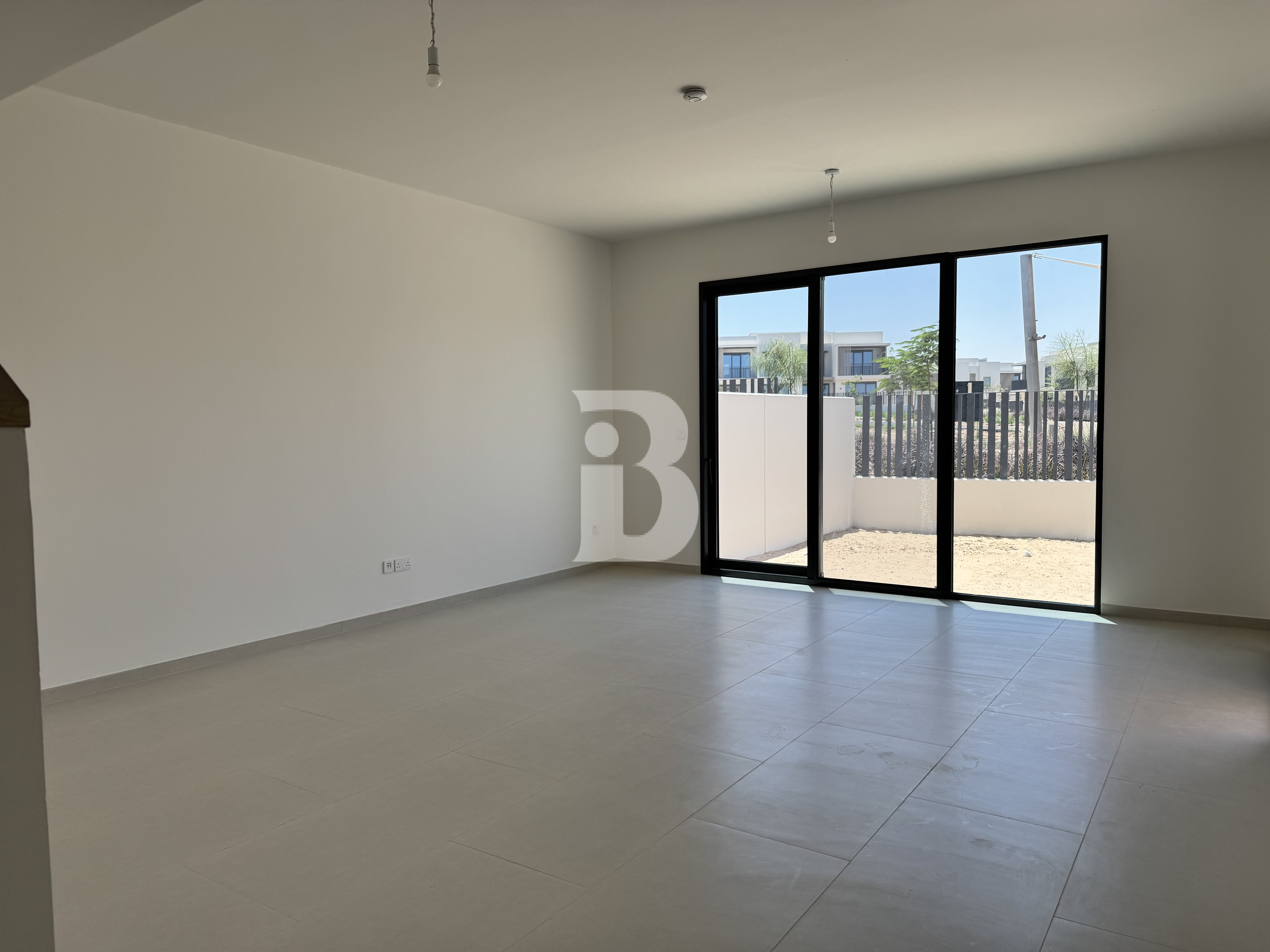 Family Focused 4BR | VASTU | AVAILABLE FROM JULY