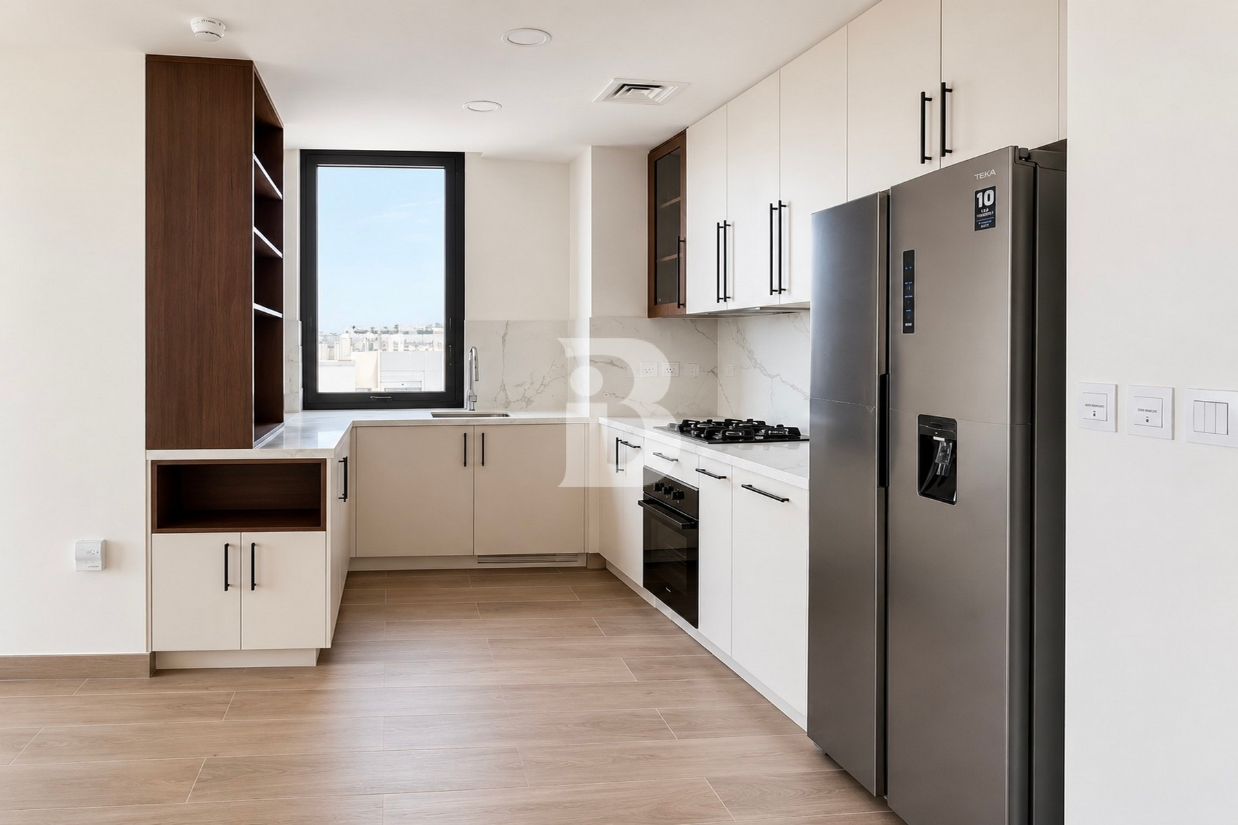Brand New | Ready to Move In | Prime Area