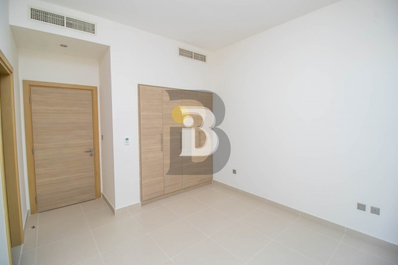 Luxury living | Corner plot | Single row 9