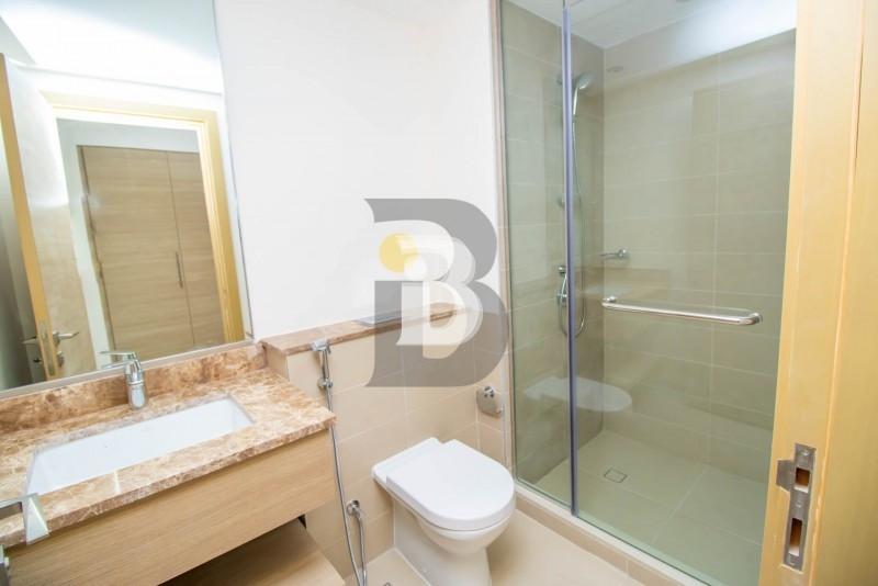 Luxury living | Corner plot | Single row 12