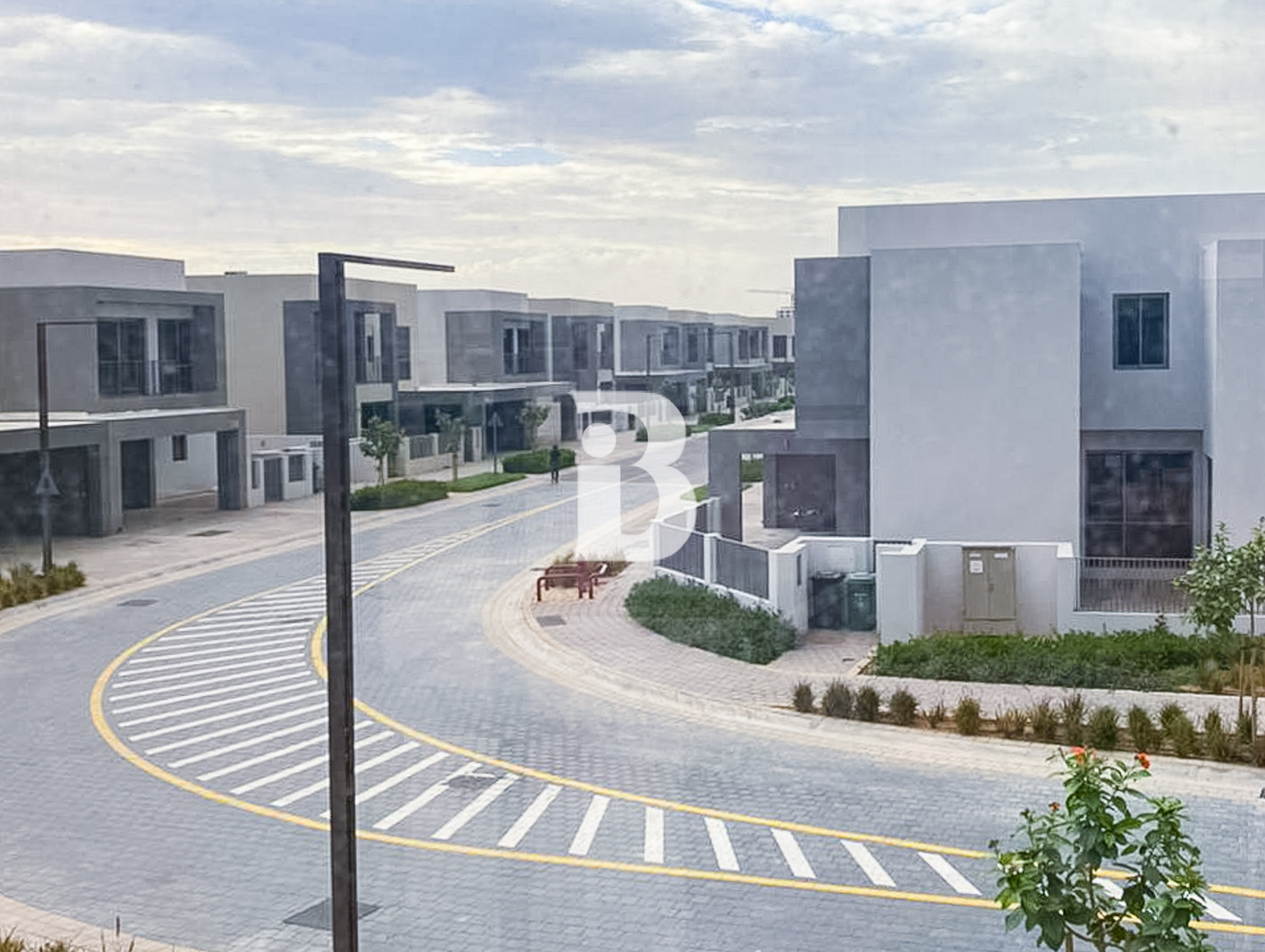 PRIME LOCATION | UPGRADED INTERIORS | MOVE-IN READY