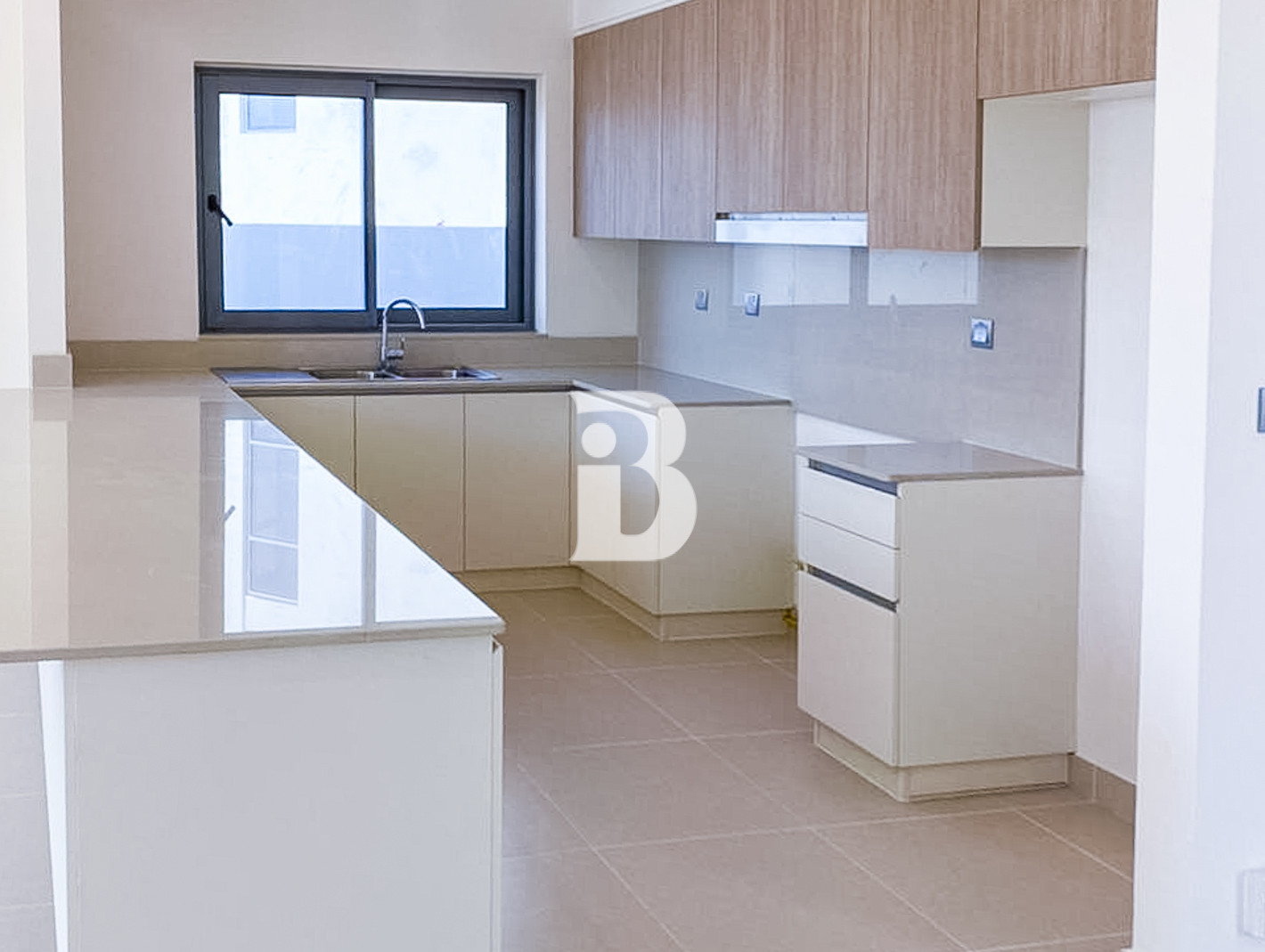 PRIME LOCATION | UPGRADED INTERIORS | MOVE-IN READY