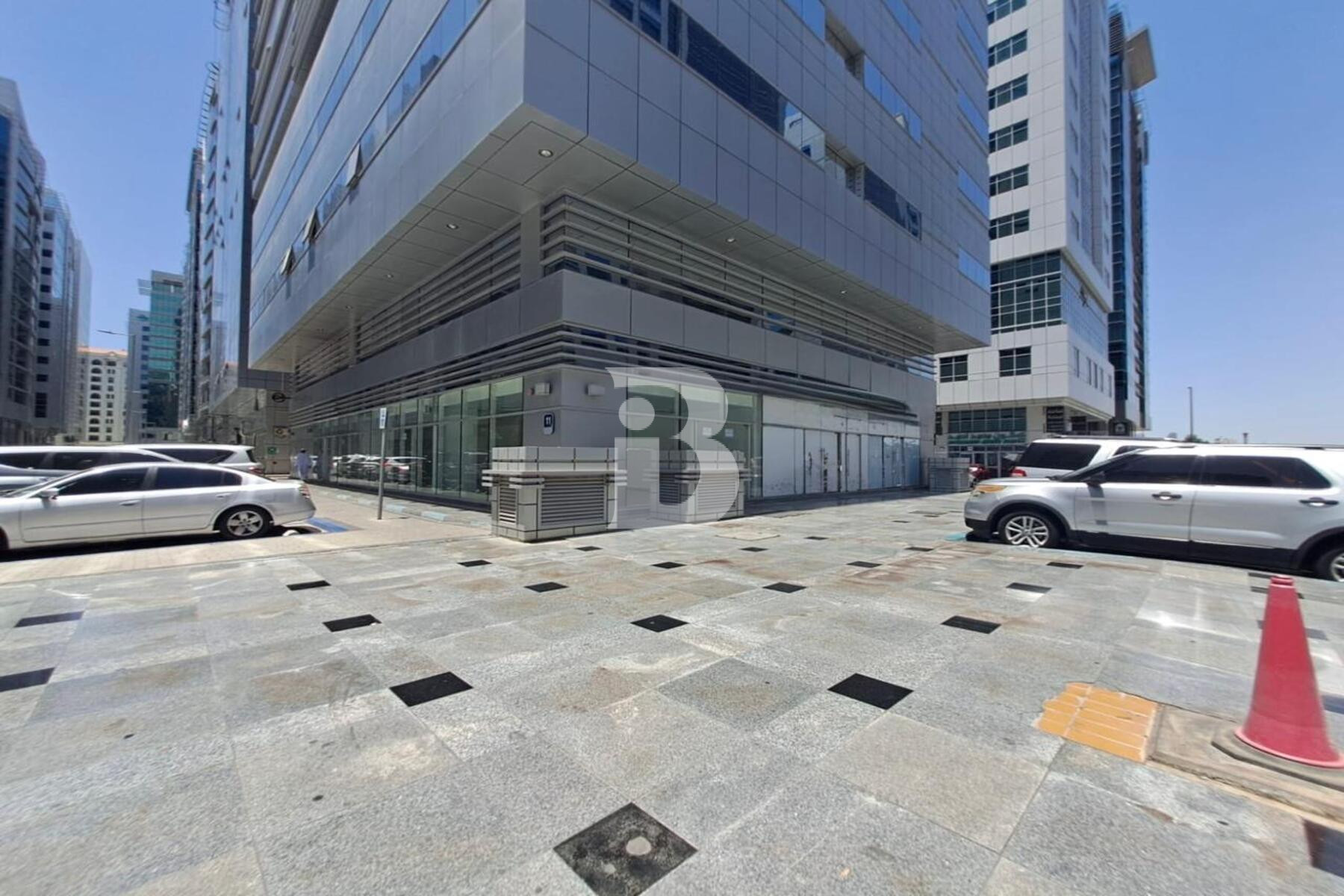 Ready to Occupy|Prime Retail Shop|Main Road Access 3