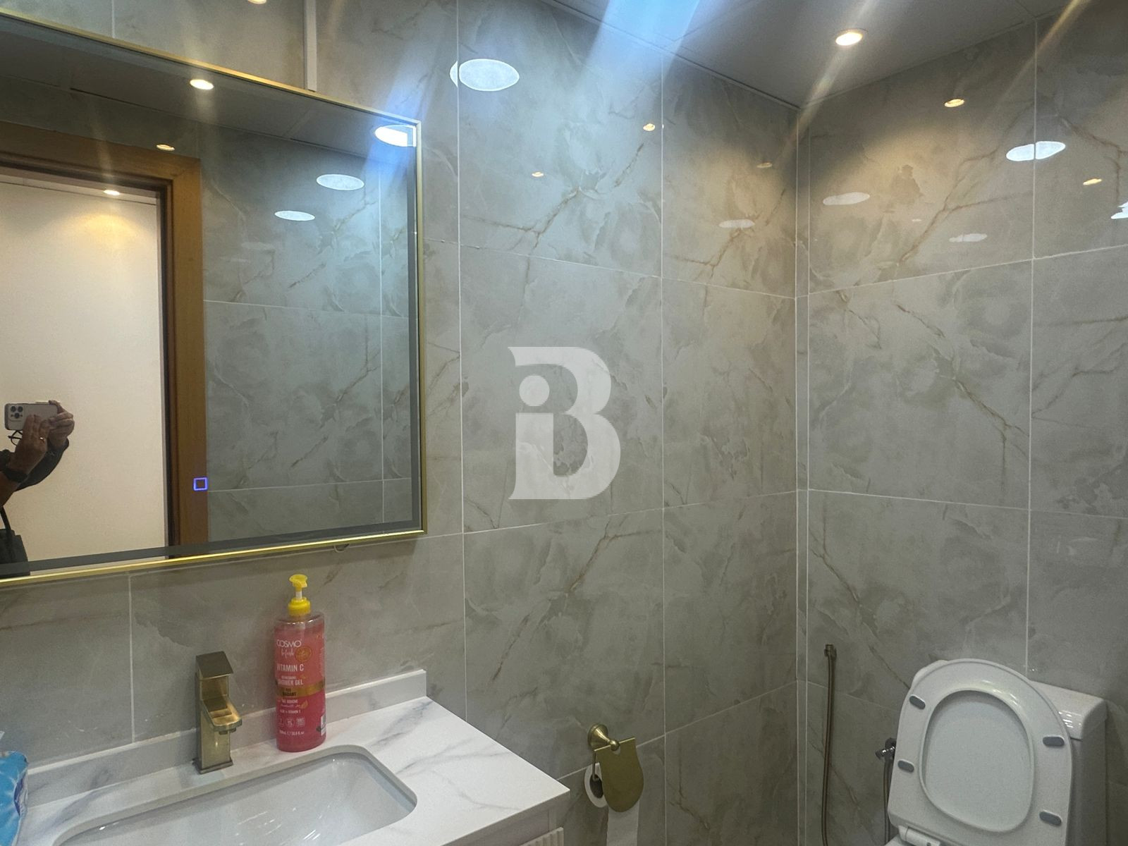 Vacant I Fully Furnished I Grade A