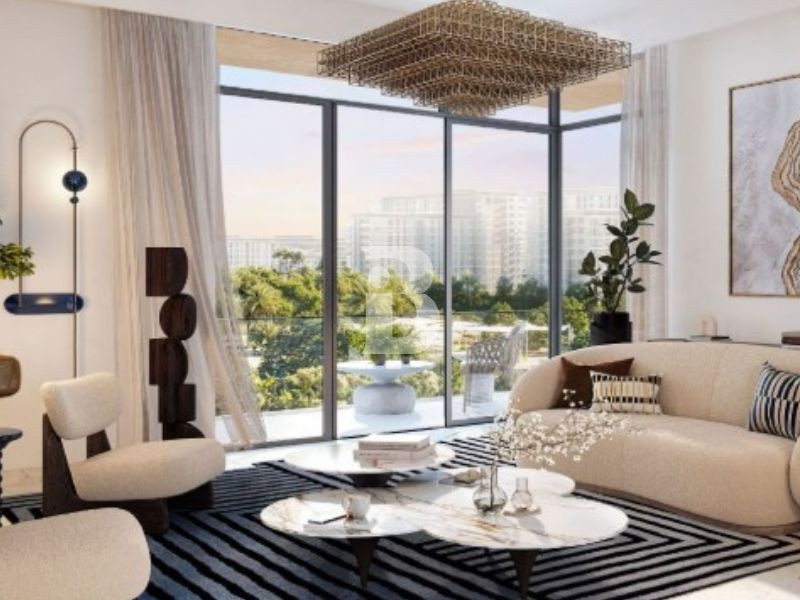 Magnificent 7-Bedroom Villa Along the Golf Course