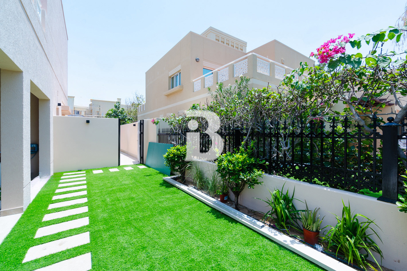 Luxurious Villa | Unfurnished | 4 Bedrooms