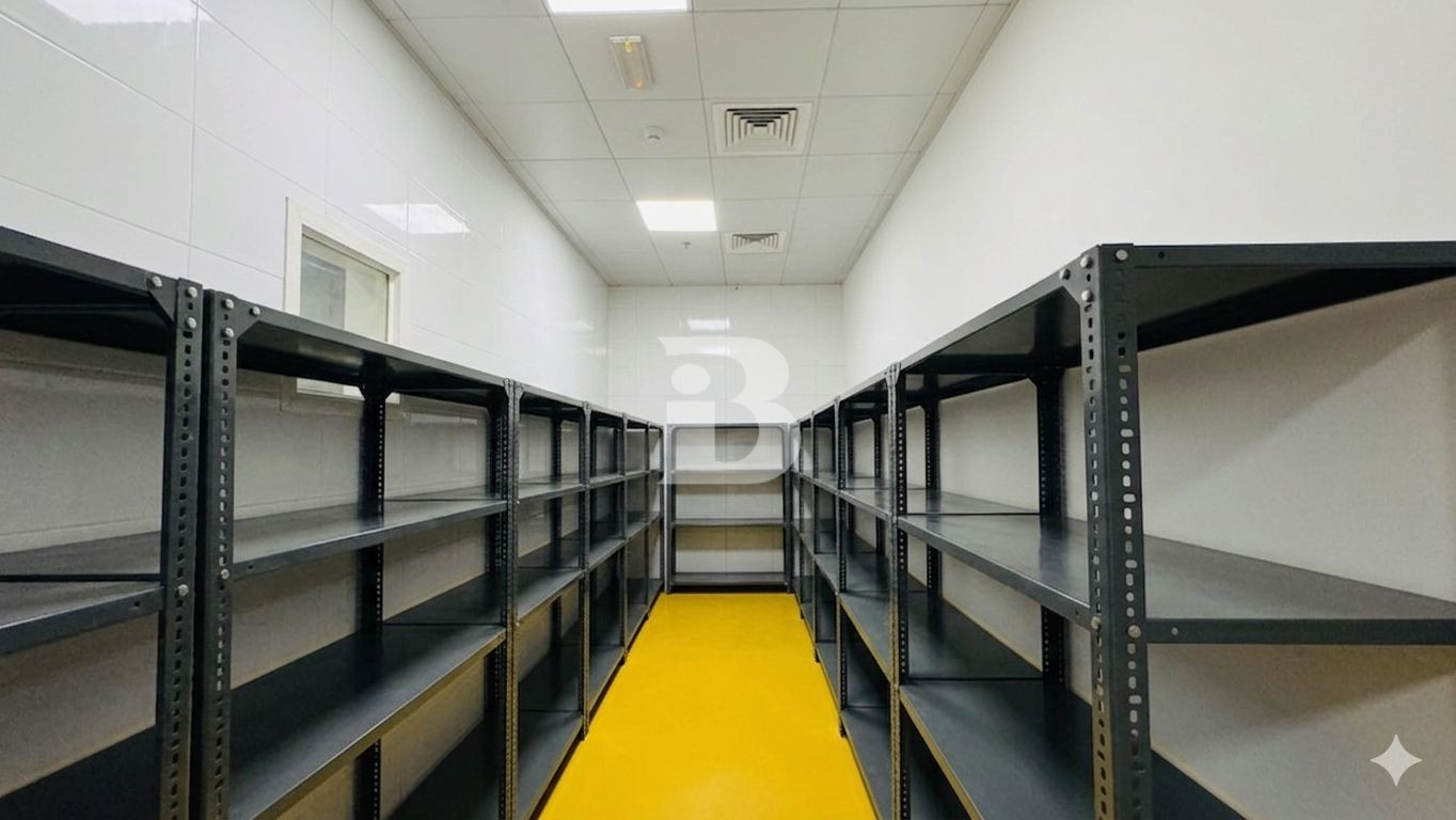 Warehouse for Rent in Umm Ramool