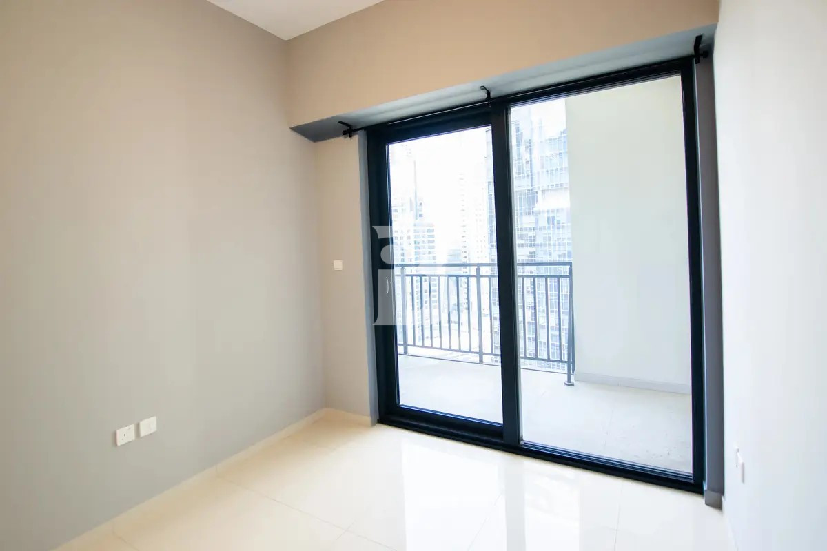 PRIME LOCATION | MODERN | READY TO MOVE