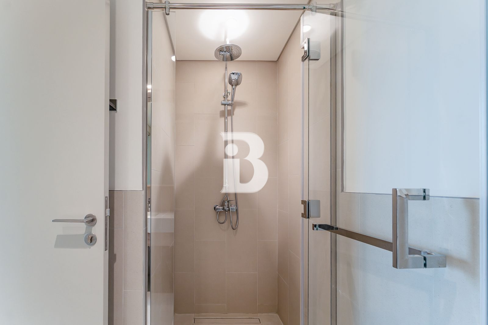 Bright | Ideal for Families | Spacious Layout