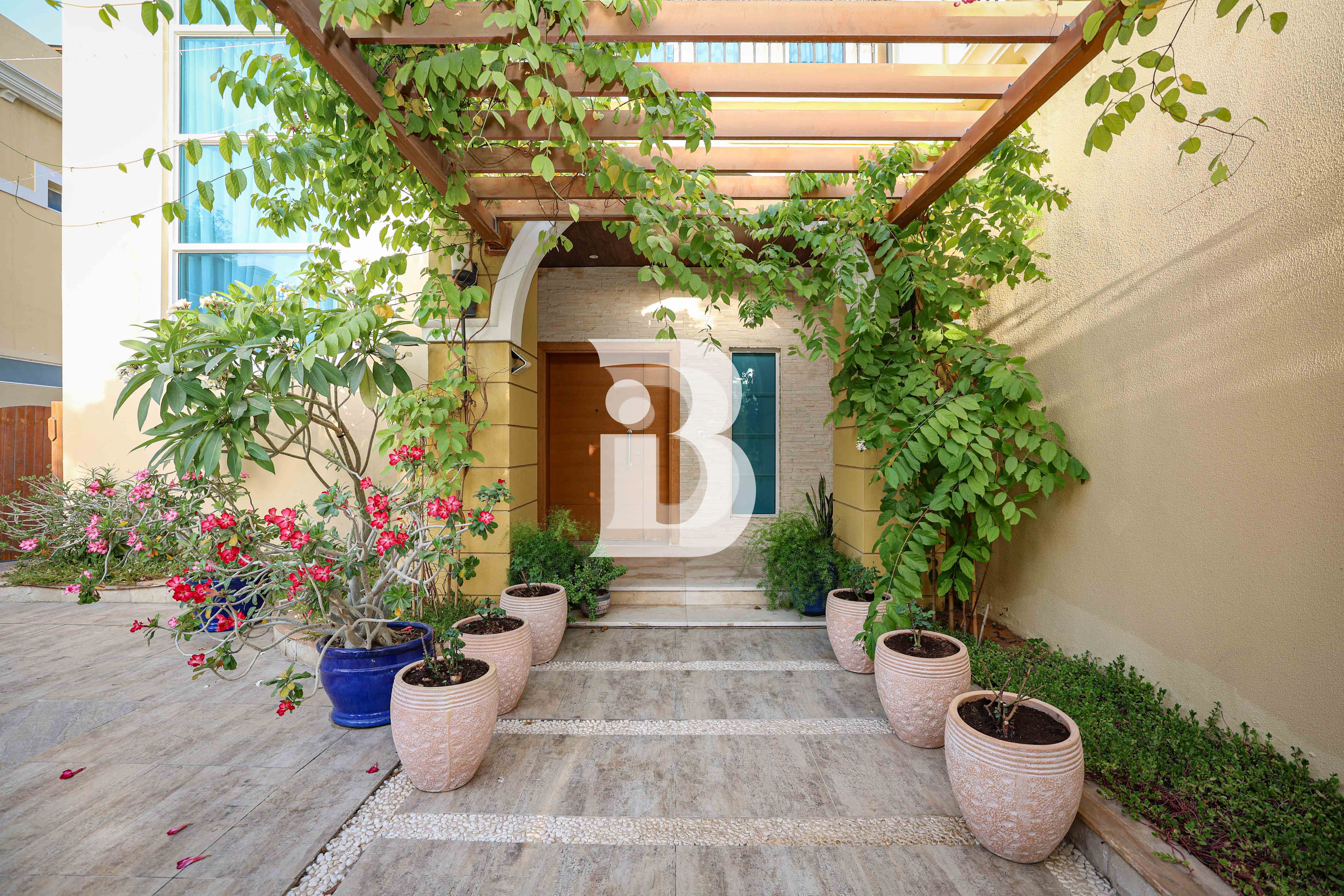 4 BR Single row | Vastu | Near Park | Upgraded