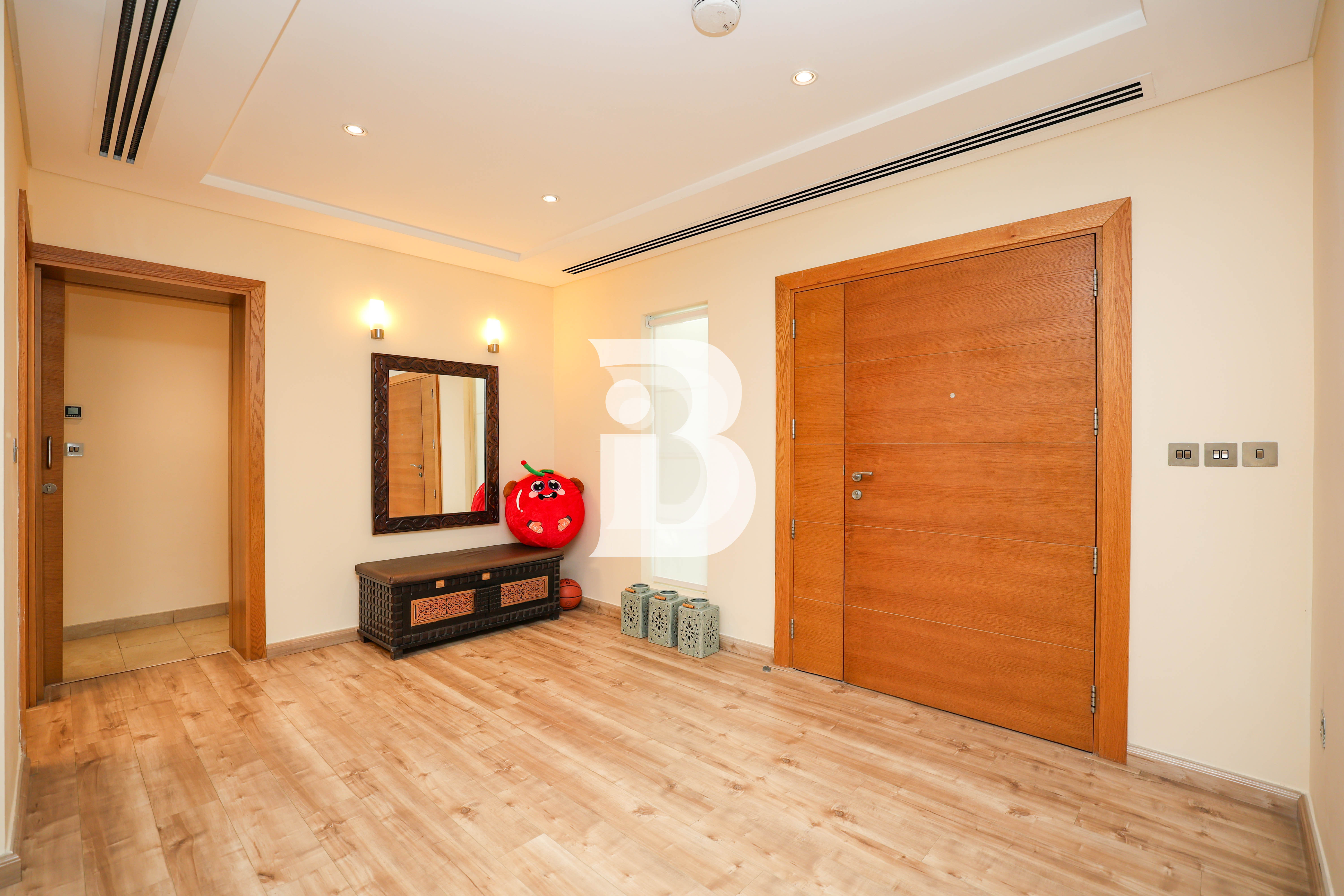4 BR Single row | Vastu | Near Park | Upgraded