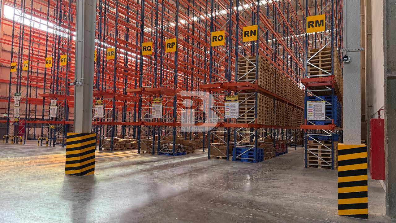 30,620 SQ FT Racks in DIC @ 60/SQ FT