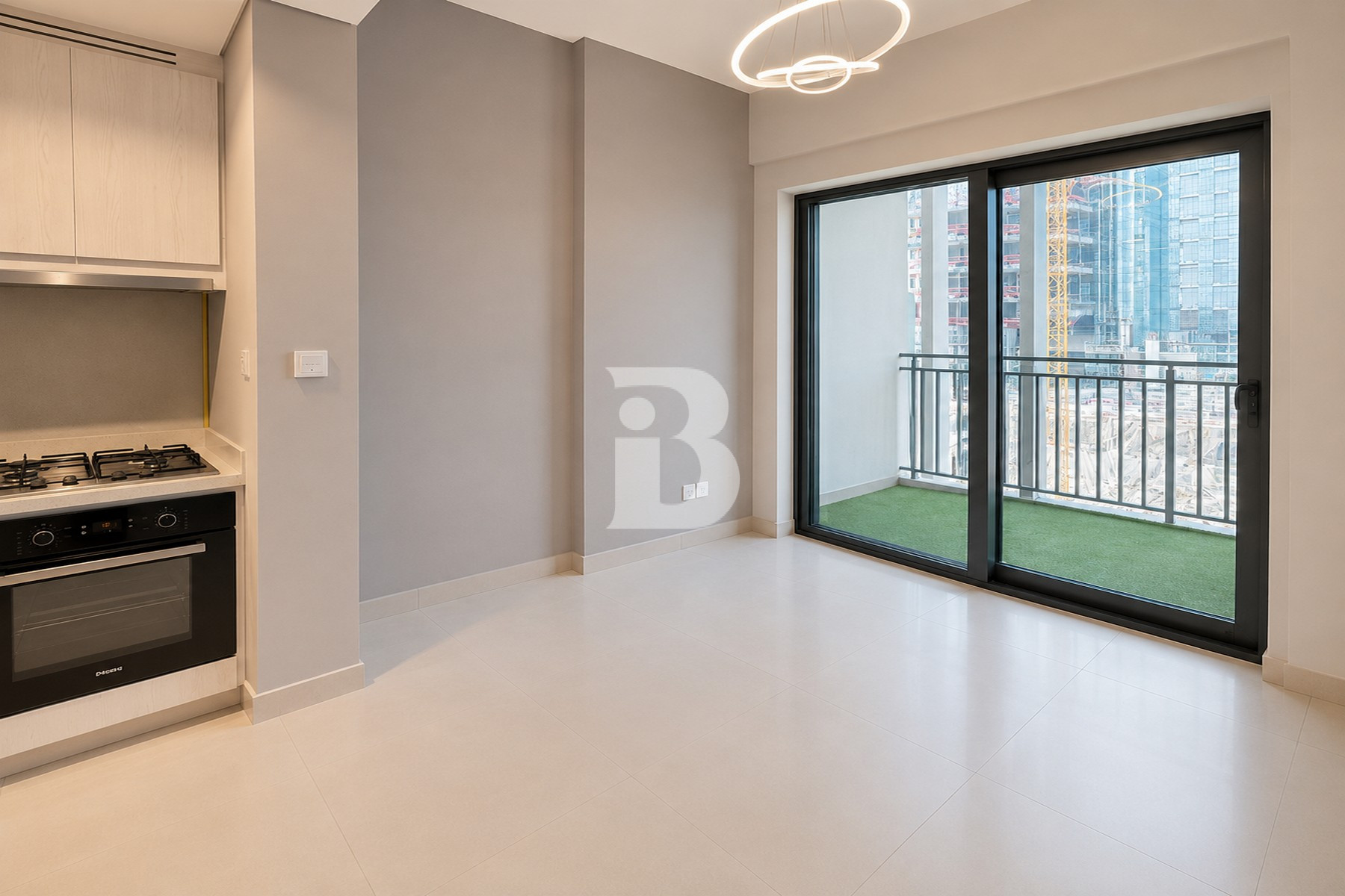 VACANT | GREAT LOCATION | SPACIOUS