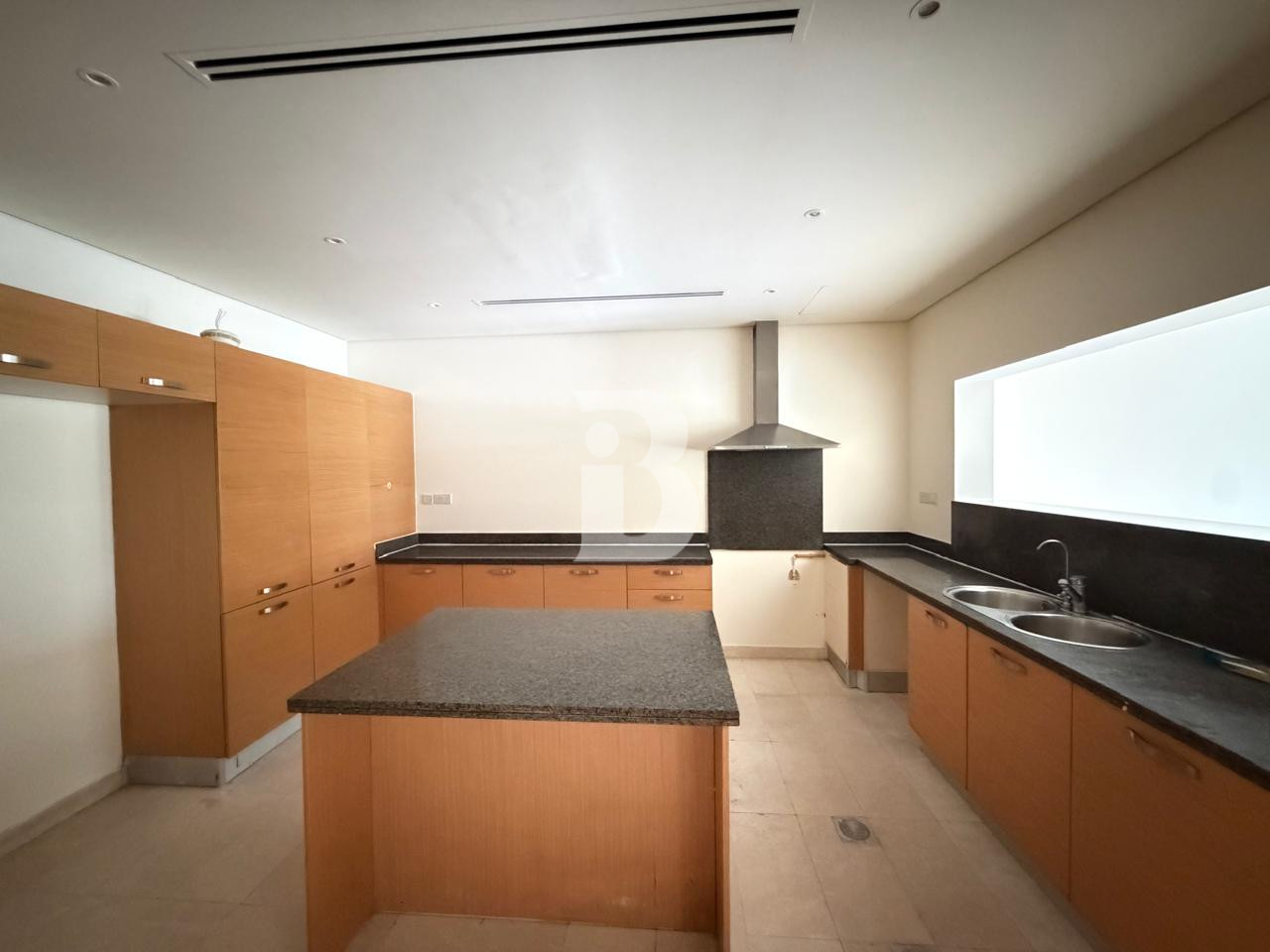 SPACIOUS 3BED+MAID | TYPE B | VACANT