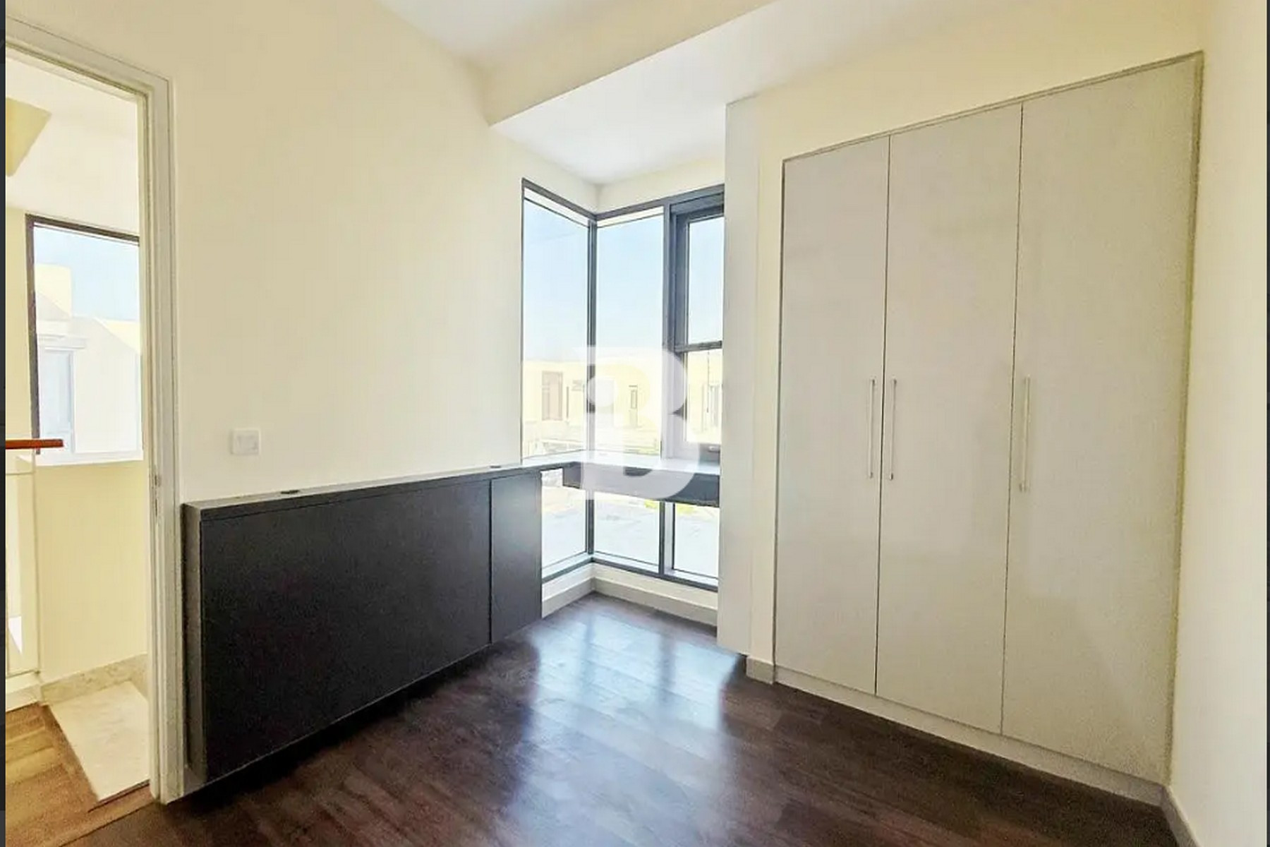 Ready to Move In | Prime location | Vacant