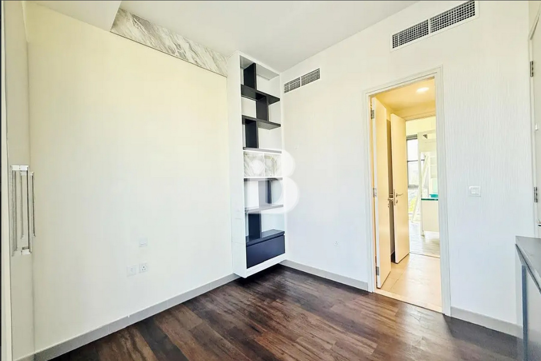 Ready to Move In | Prime location | Vacant