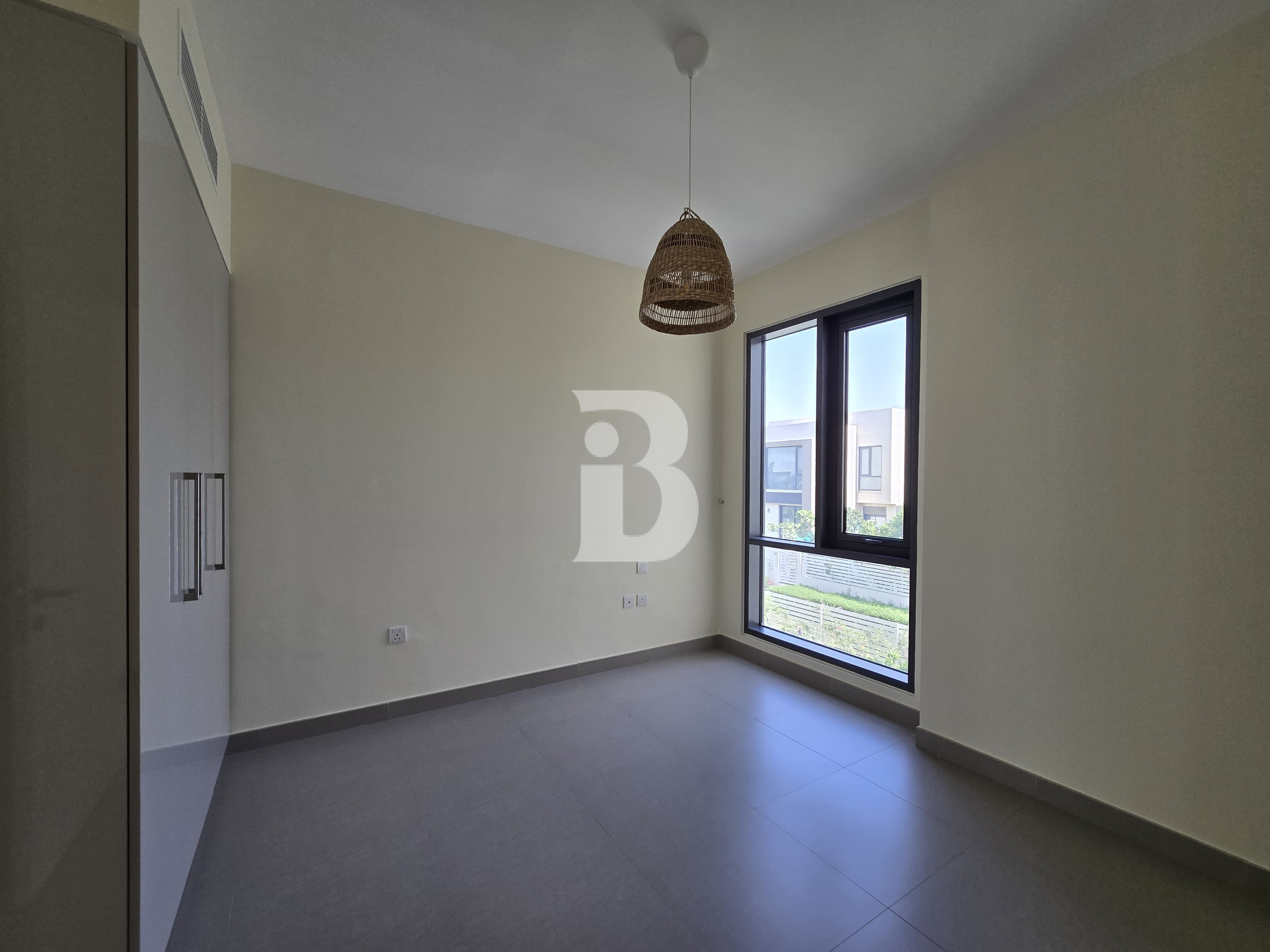 Prime Park-Facing Location | 4BR | Single Row