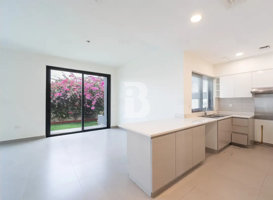 Prime Park-Facing Location | 4BR | Single Row