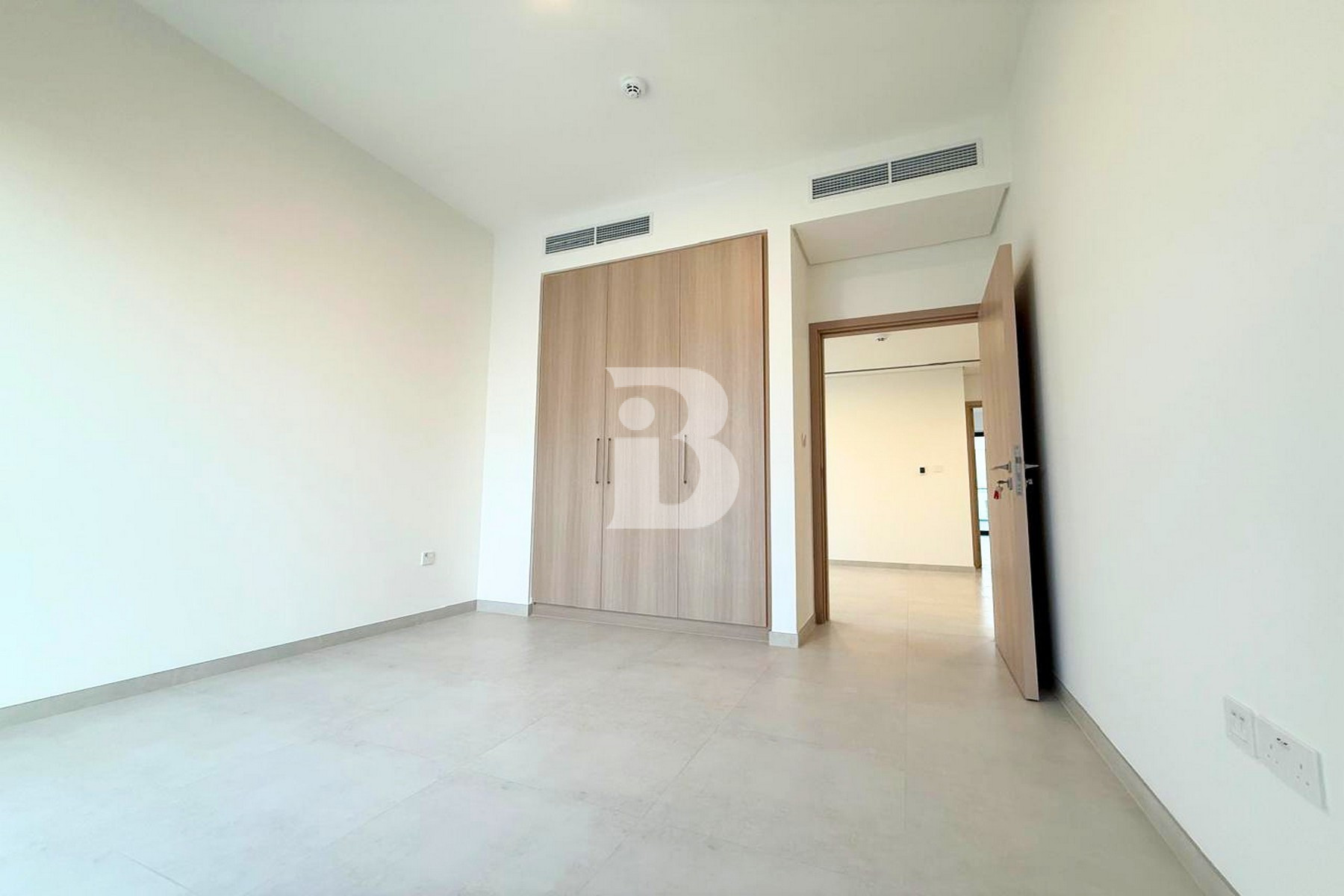 PRIME LOCATION | READY TO MOVE | BEST PRICE