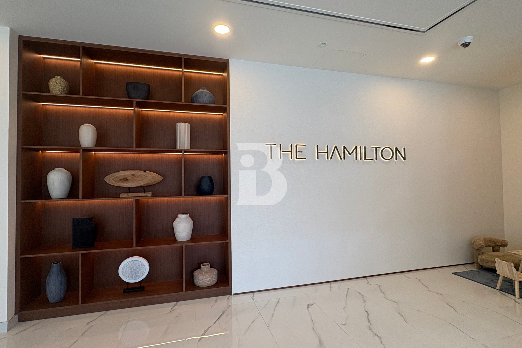 Brand New Unit with Modern Furnishings