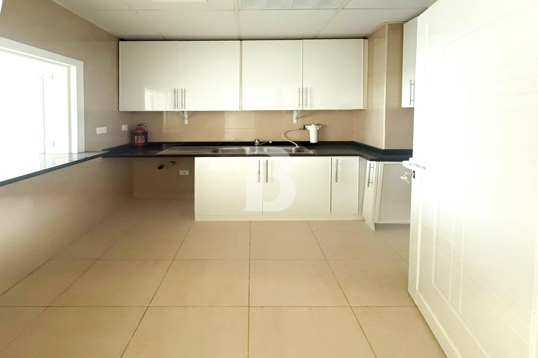 Stunning Sea View | Mid Floor | Tenanted