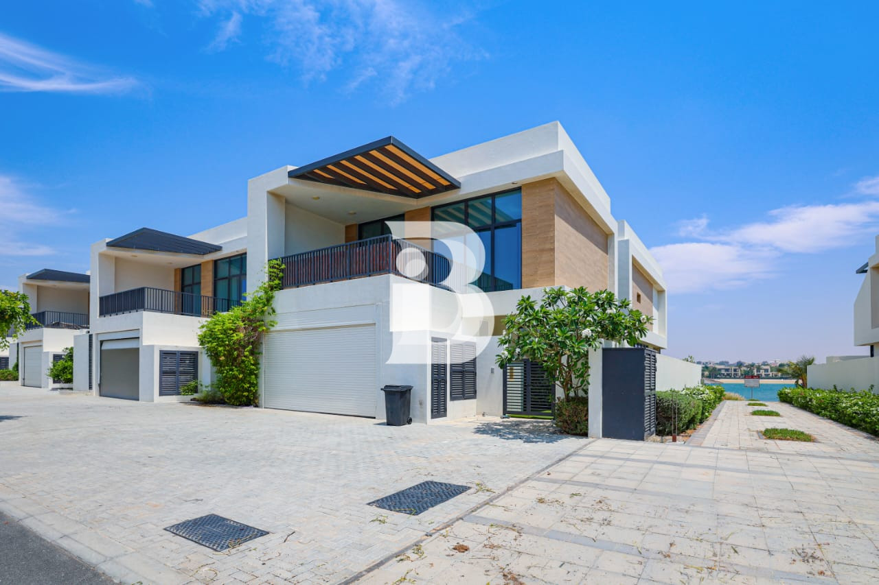 Exclusive Beachfront Villa | Upgraded | Prime Area