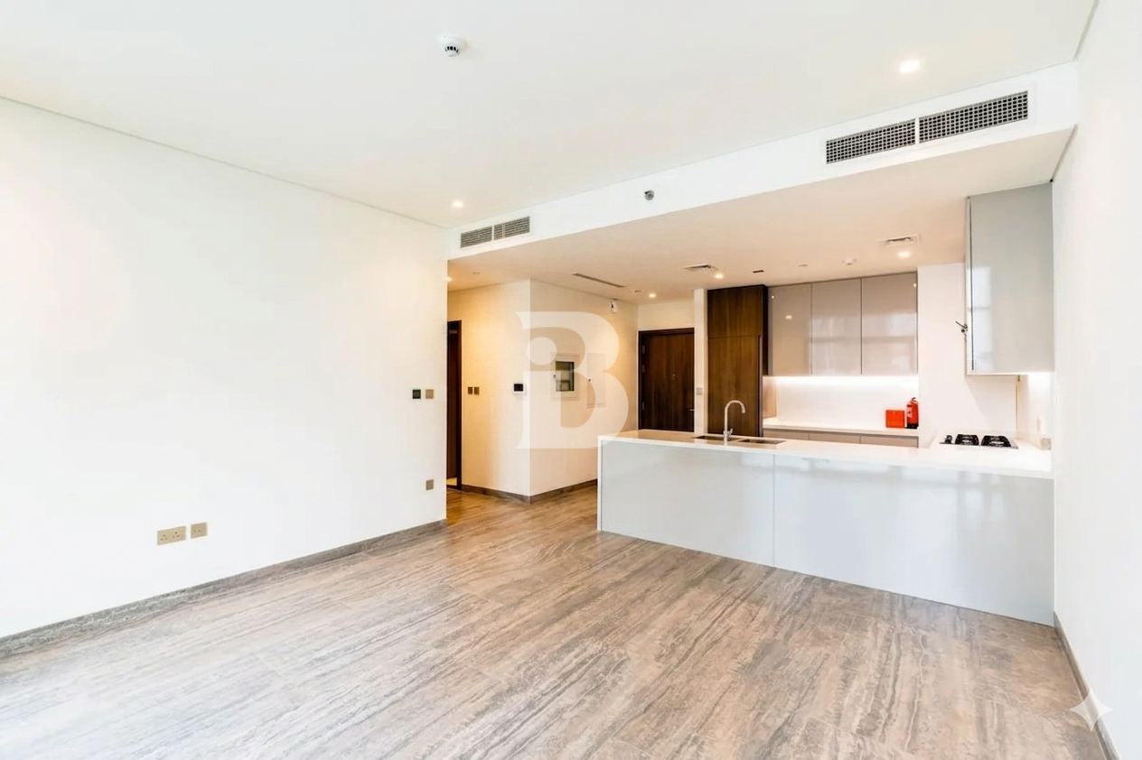 Peninsula Two | Prime Location | Canal View