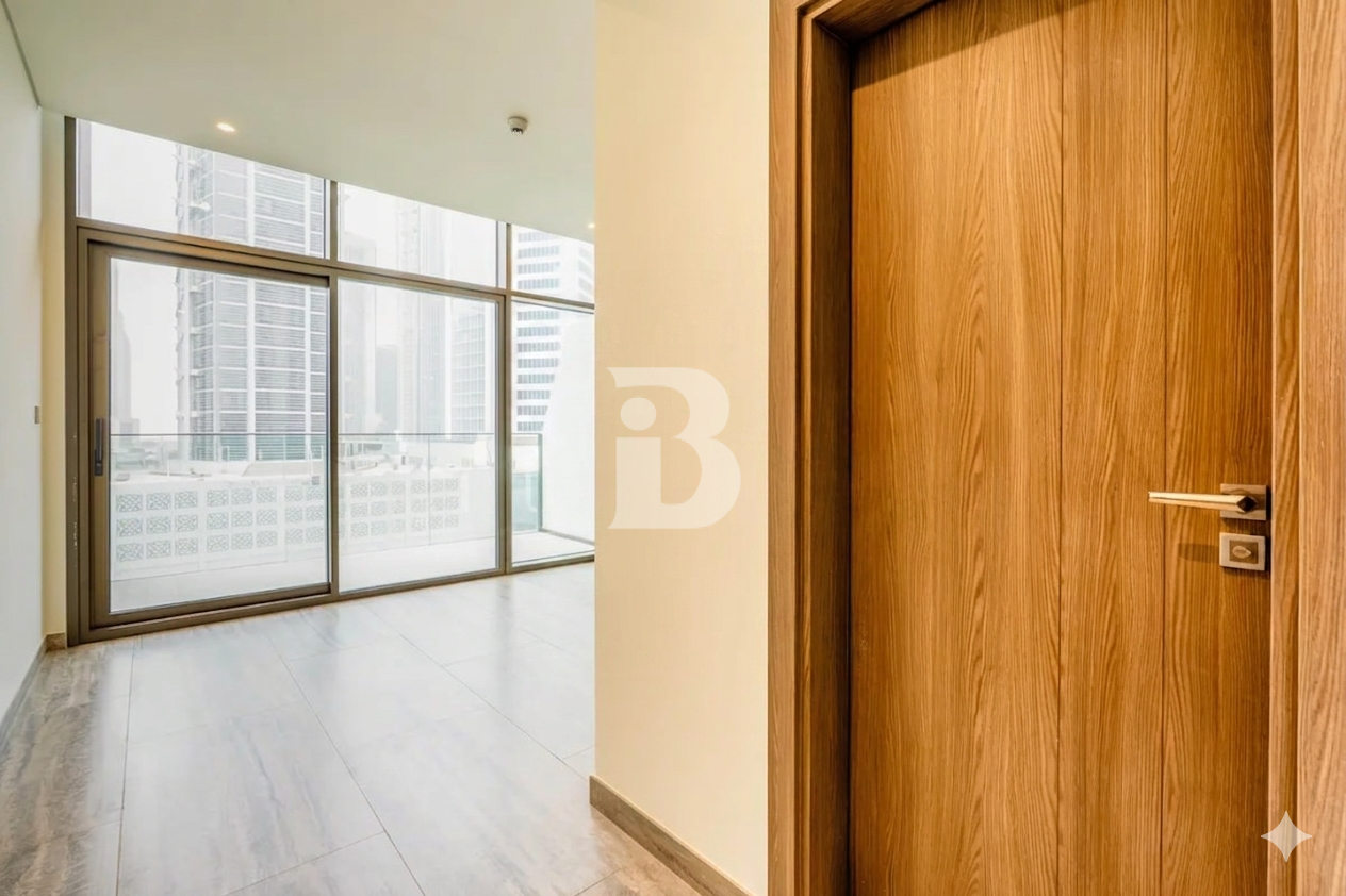 Low floor| Peninsula Two | Prime Location