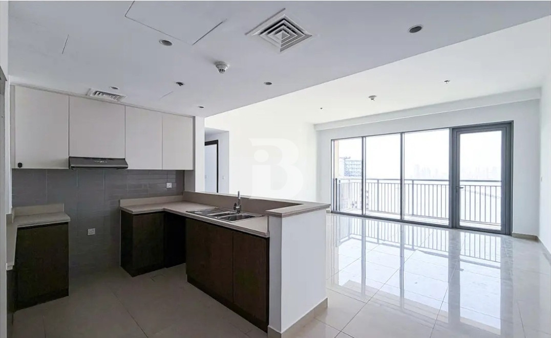 Sky Line View | Unfurnished | Corner unit