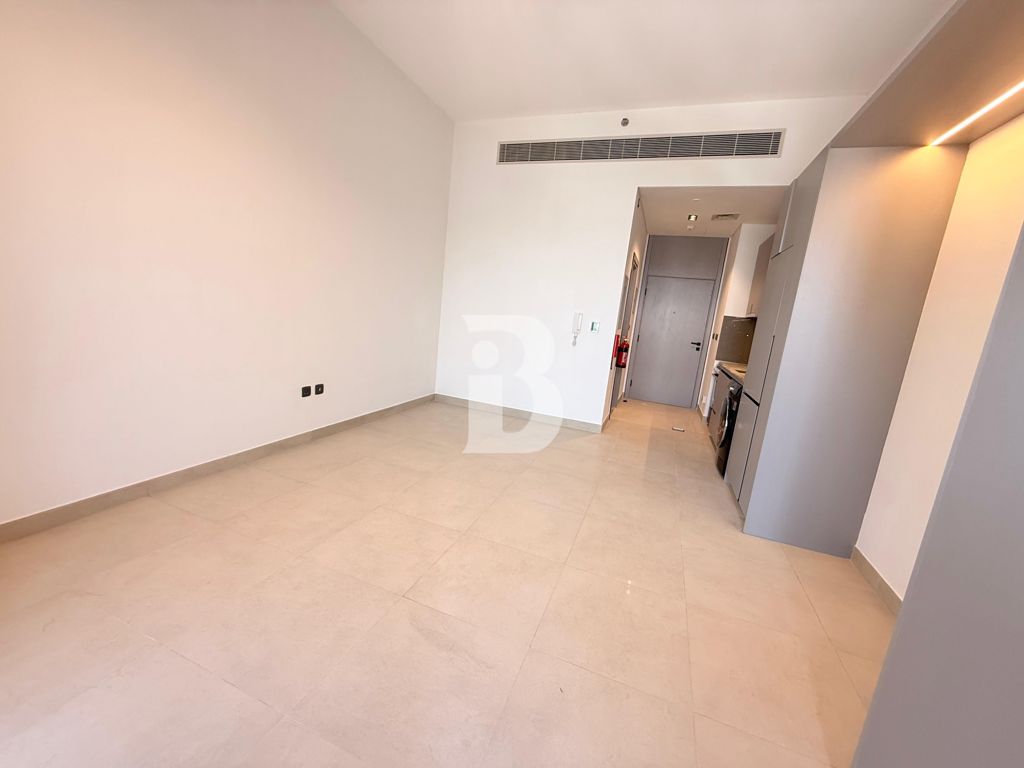 Rented Unit  | Townhouse view | High  floor