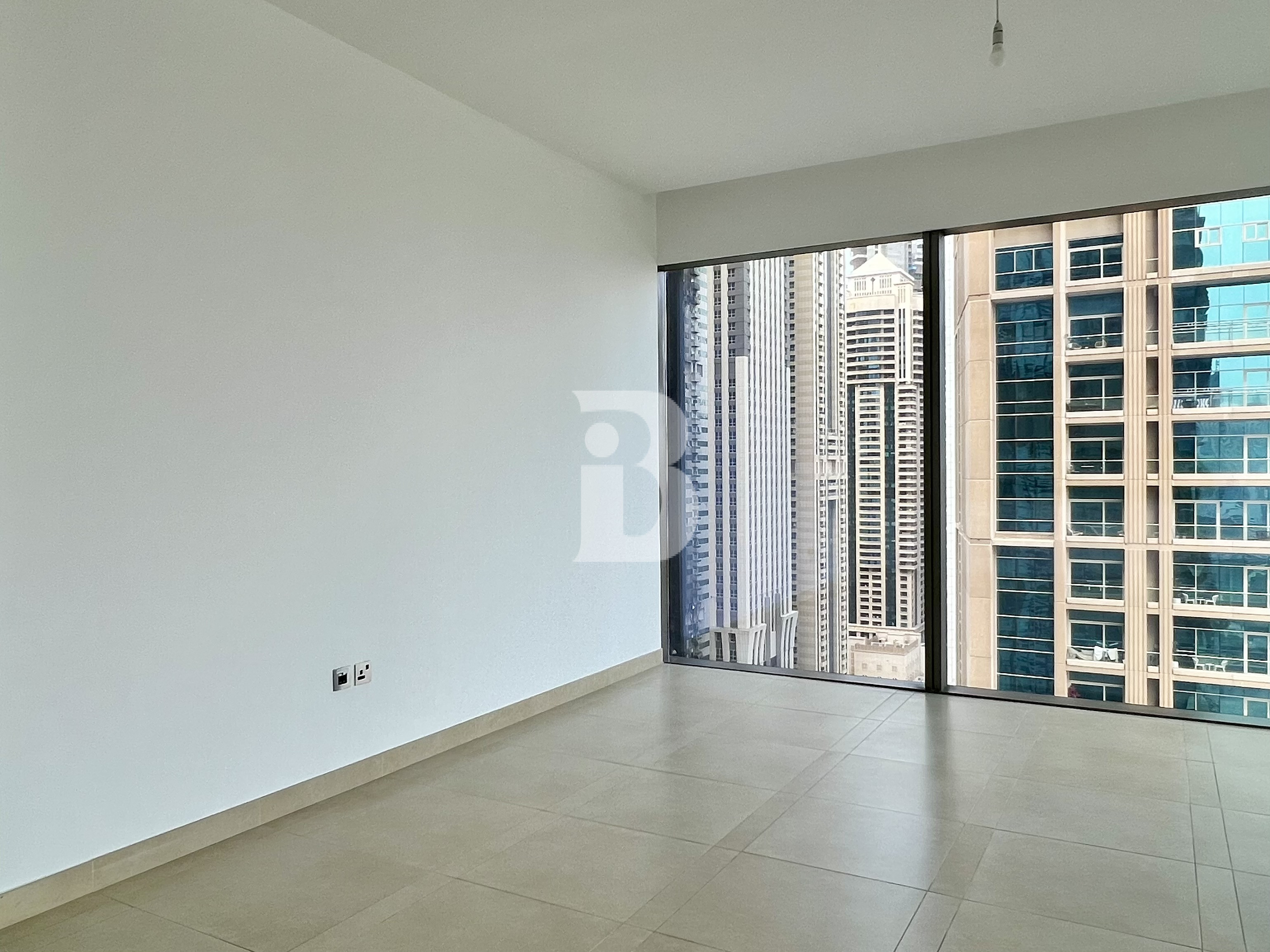 Canal Views | Spacious | Vacant