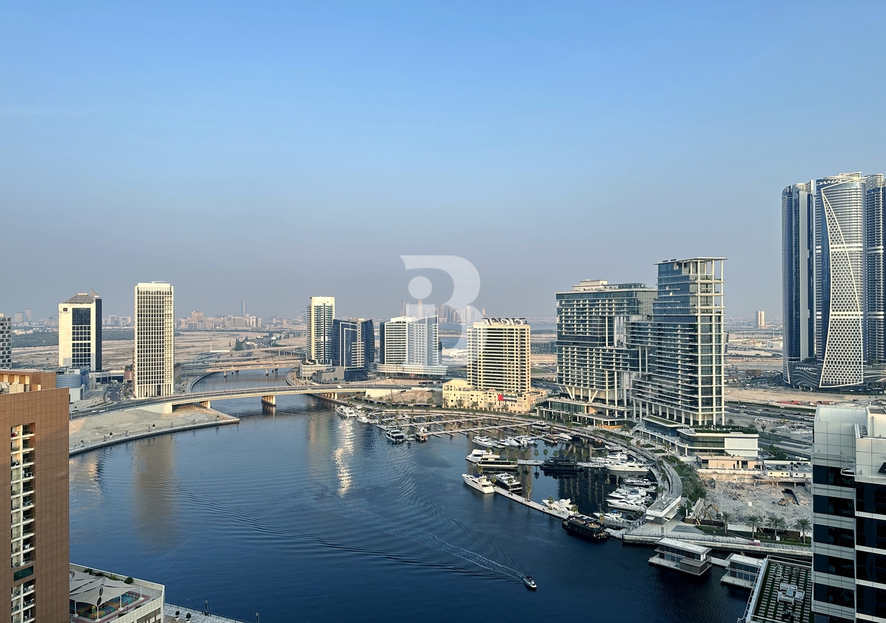 CANAL VIEW | READY TO MOVE IN | SPACIOUS