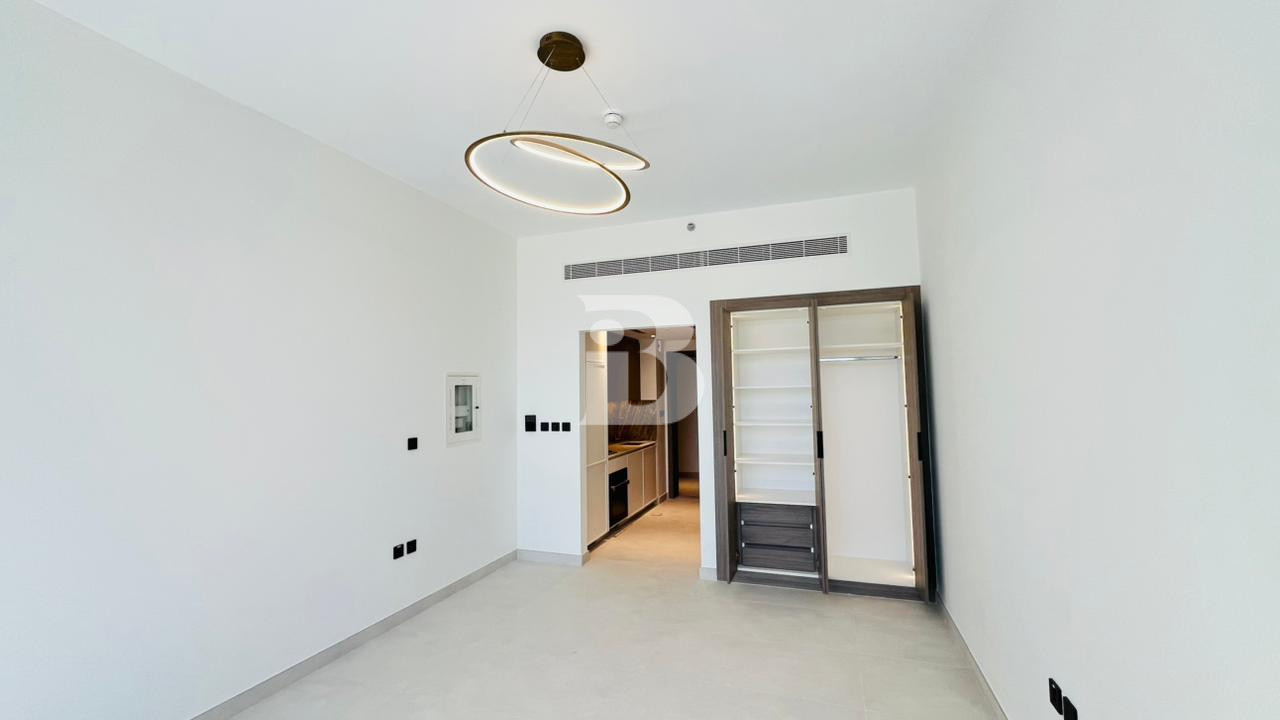 Spacious Studio| Avelon Boulevard | Brand New