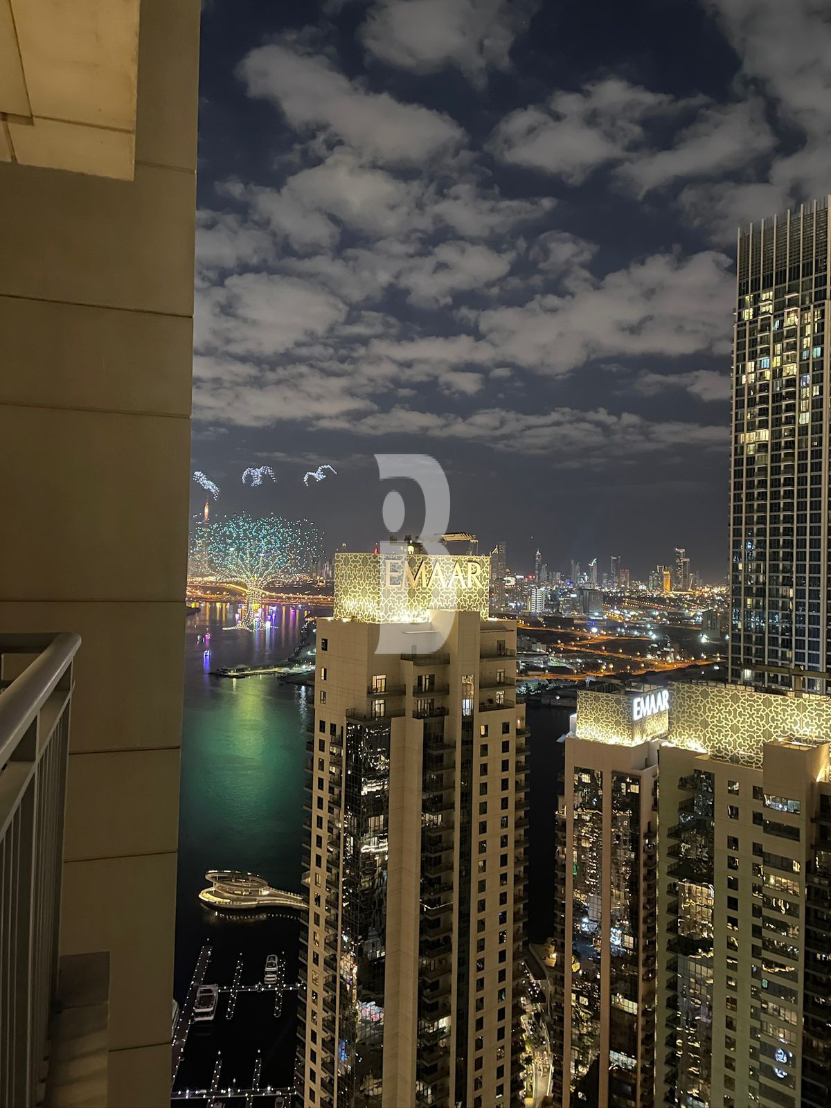 SKYLINE AND CREEK VIEW | VACANT ON TRANSFER