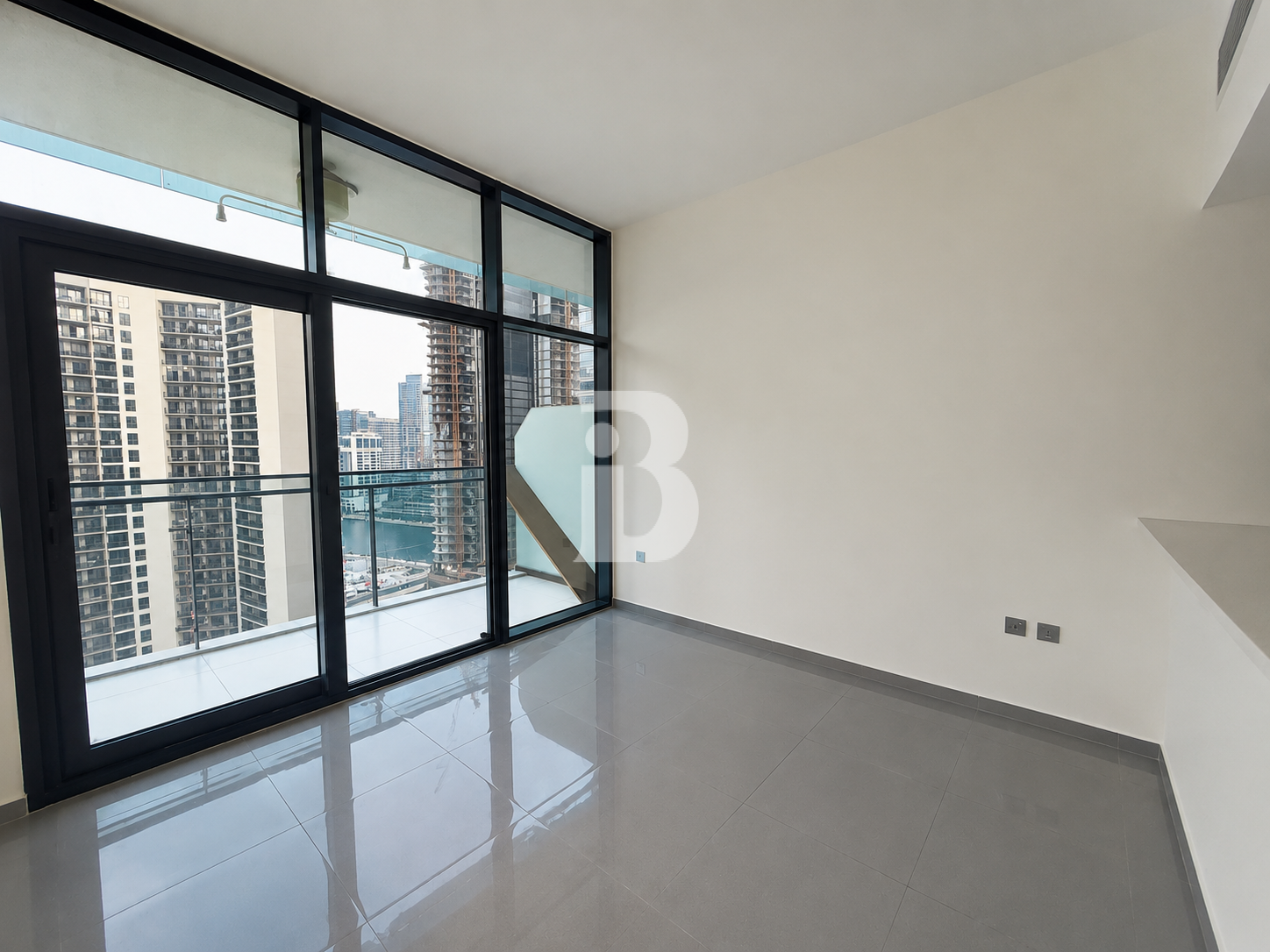 UNFURNISHED | HIGH FLOOR | READY TO MOVE IN