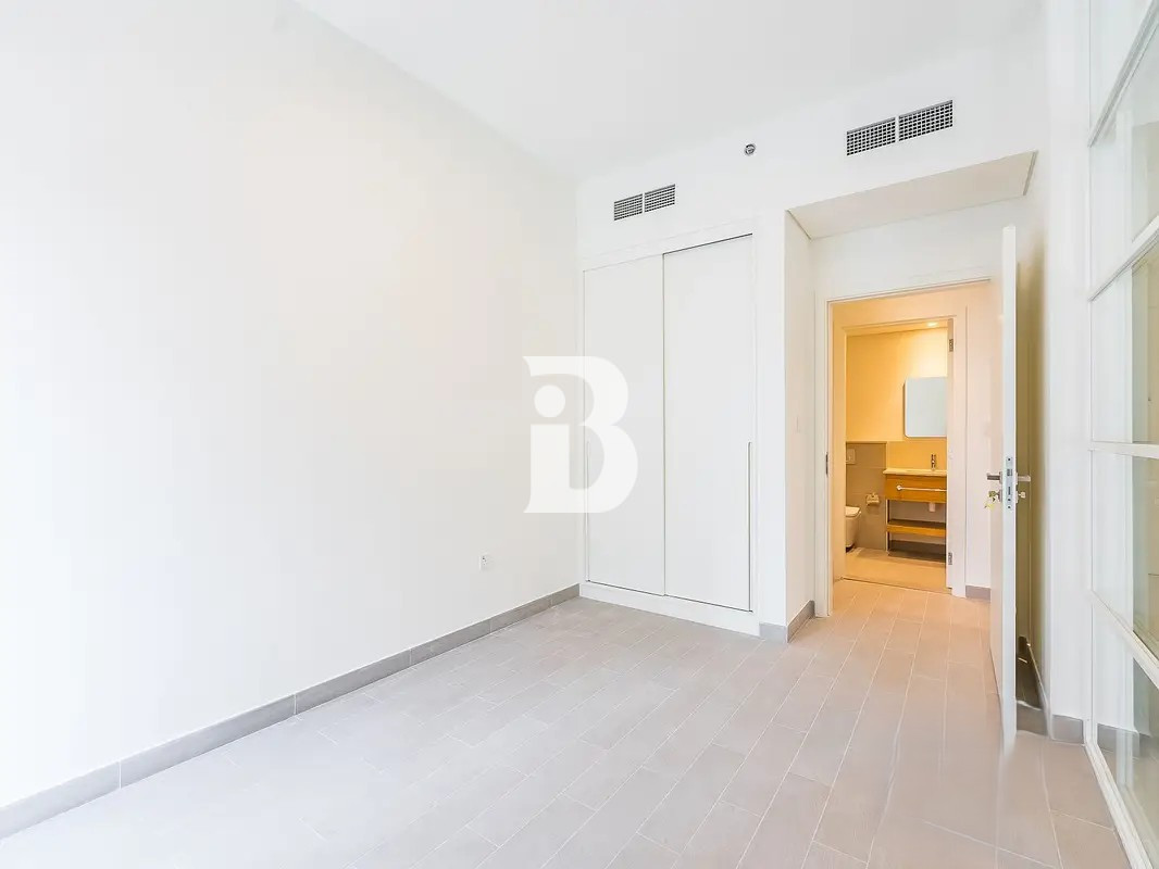 Modern 2BR | Spacious | Prime Location