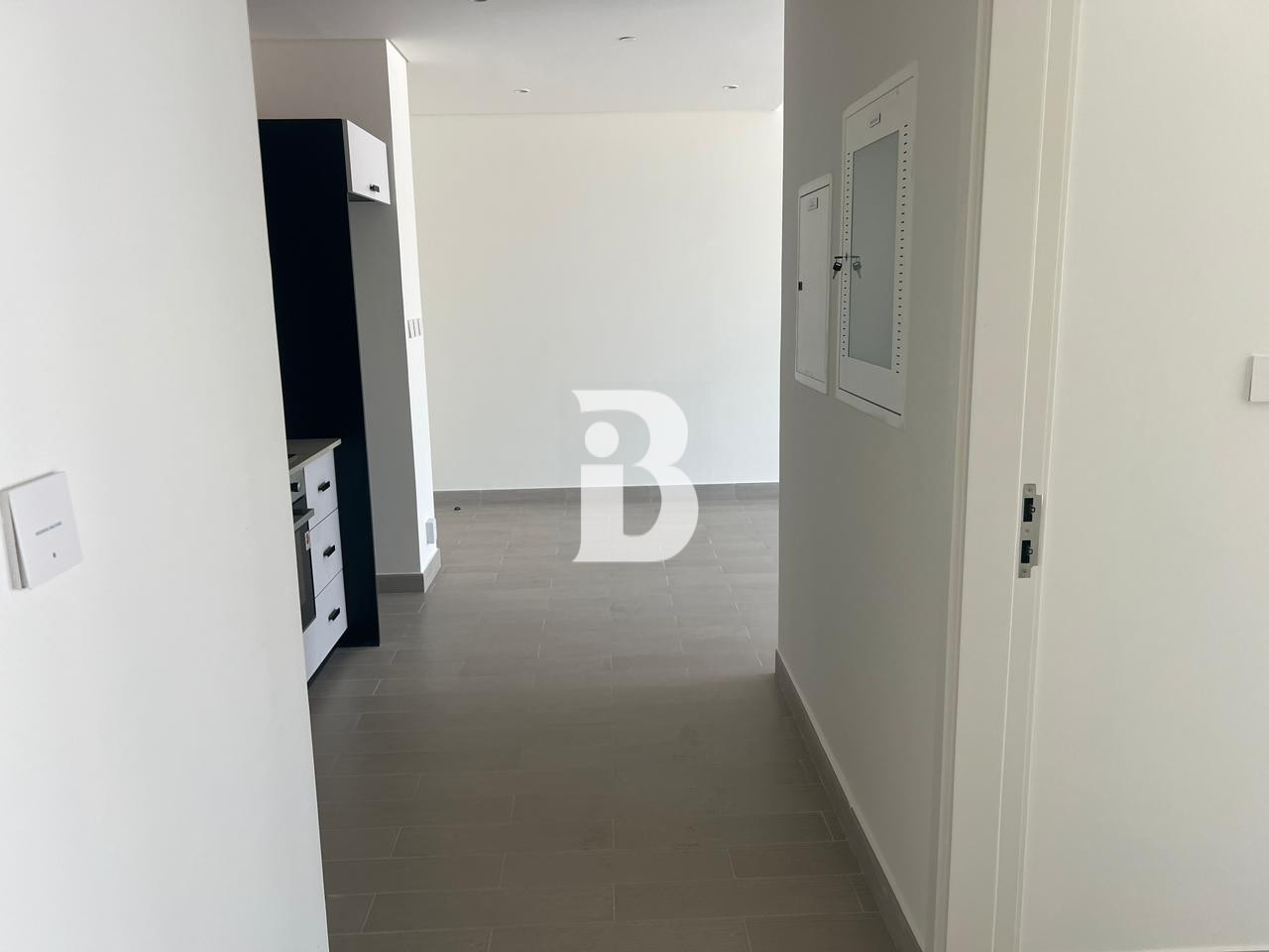 Modern 2BR | Spacious | Prime Location