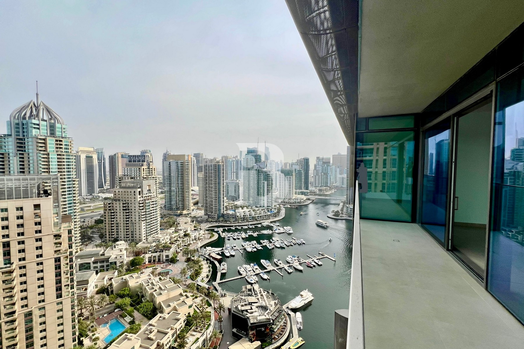 Canal Views | Spacious | Vacant 1