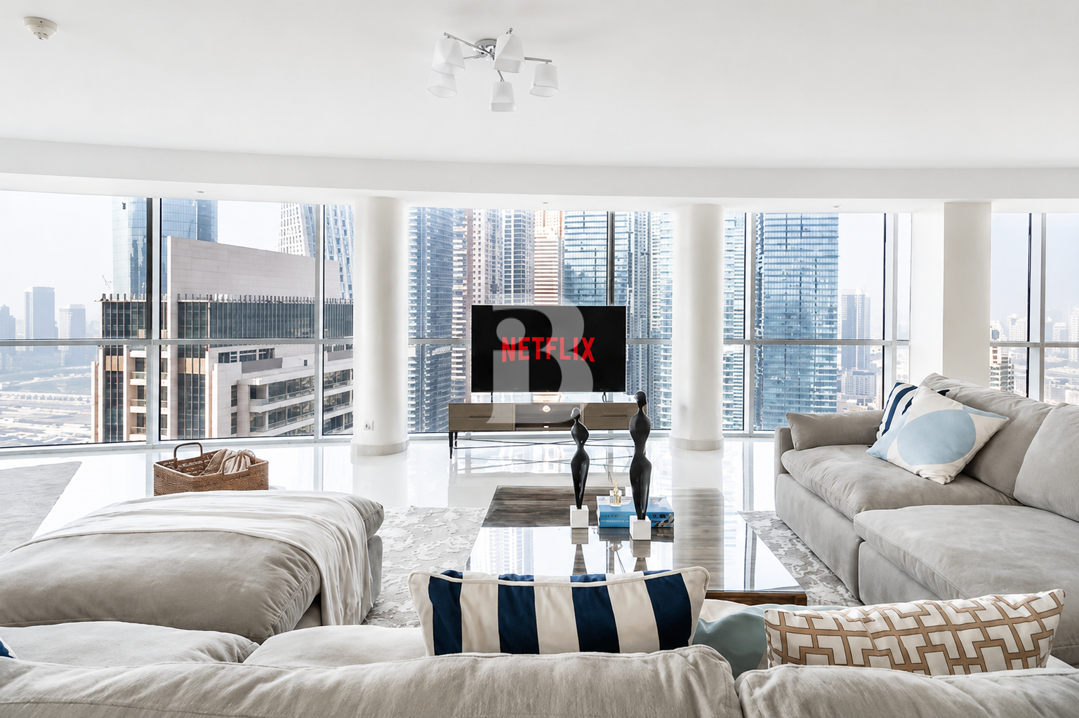 Duplex Penthouse | 12 cheques | Vacant