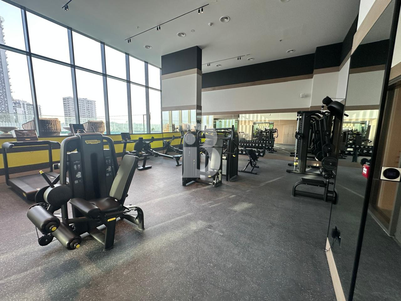 BRAND NEW | FURNISHED | VACANT | RENT NEGOTIABLE