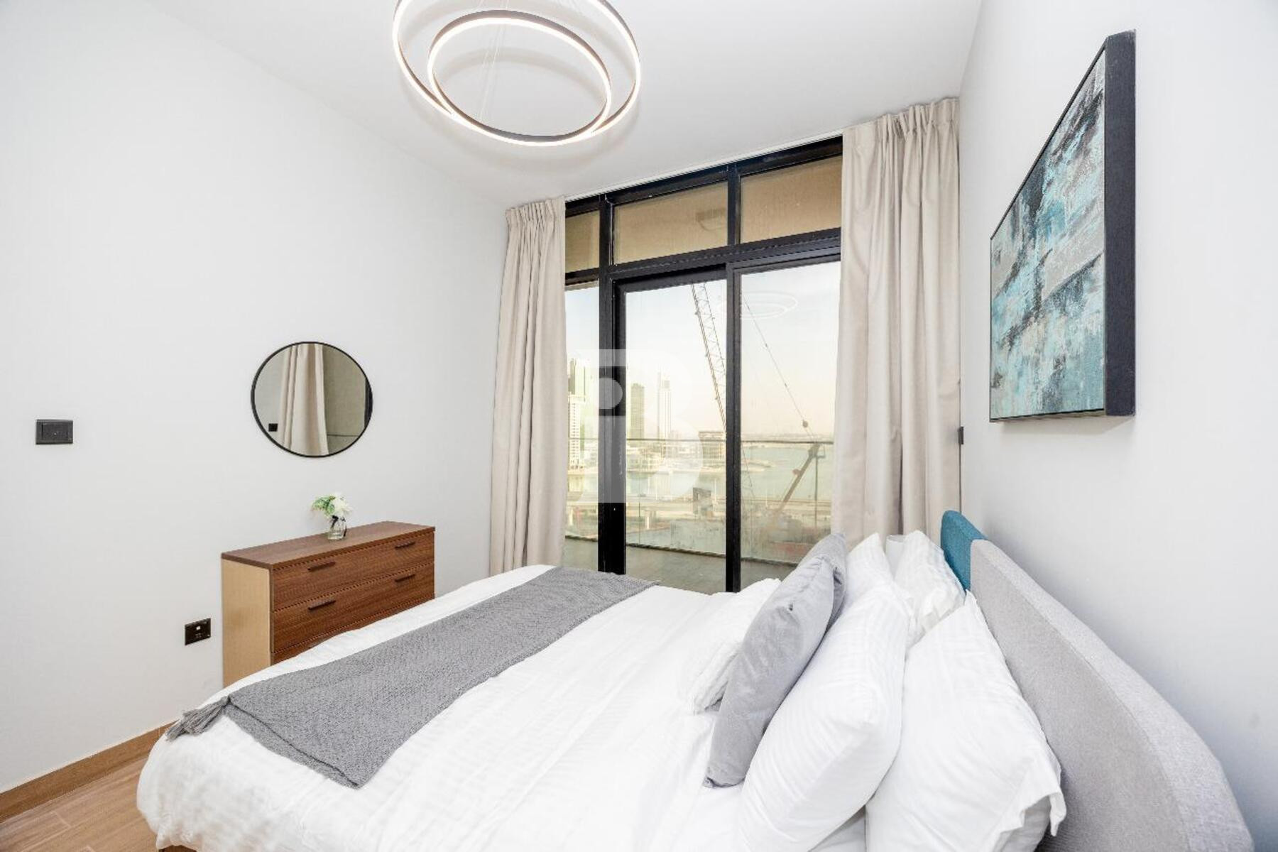 Luxury 1BR | Fully Furnished | Prime Location