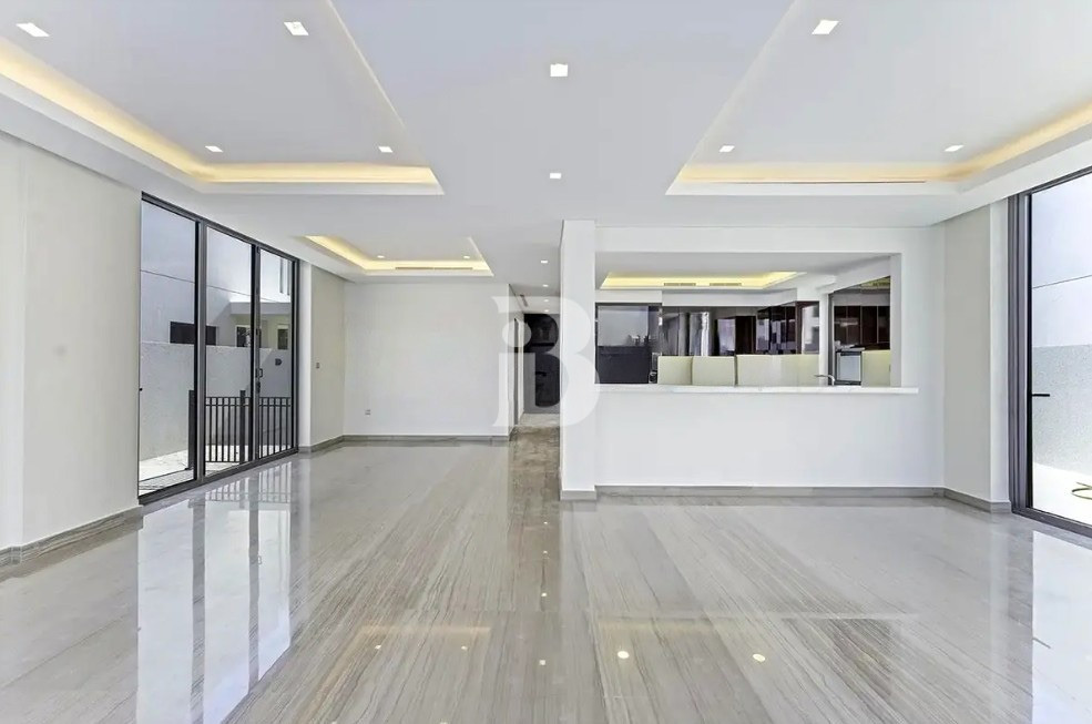 Stunning Golf Course Views | Prime Address
